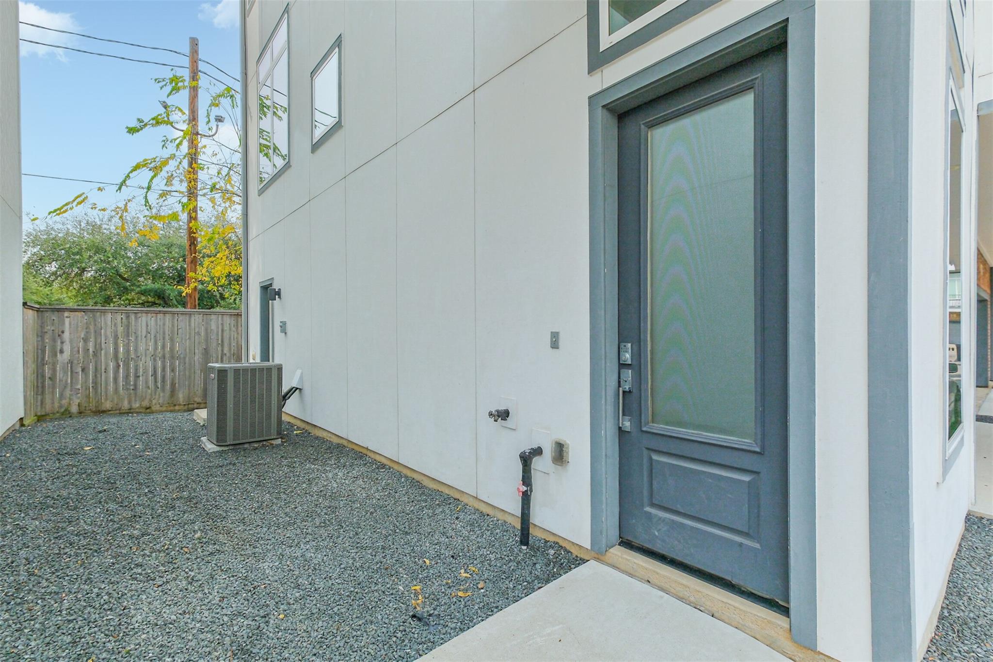 1305 Mayfair Clarkson Lane