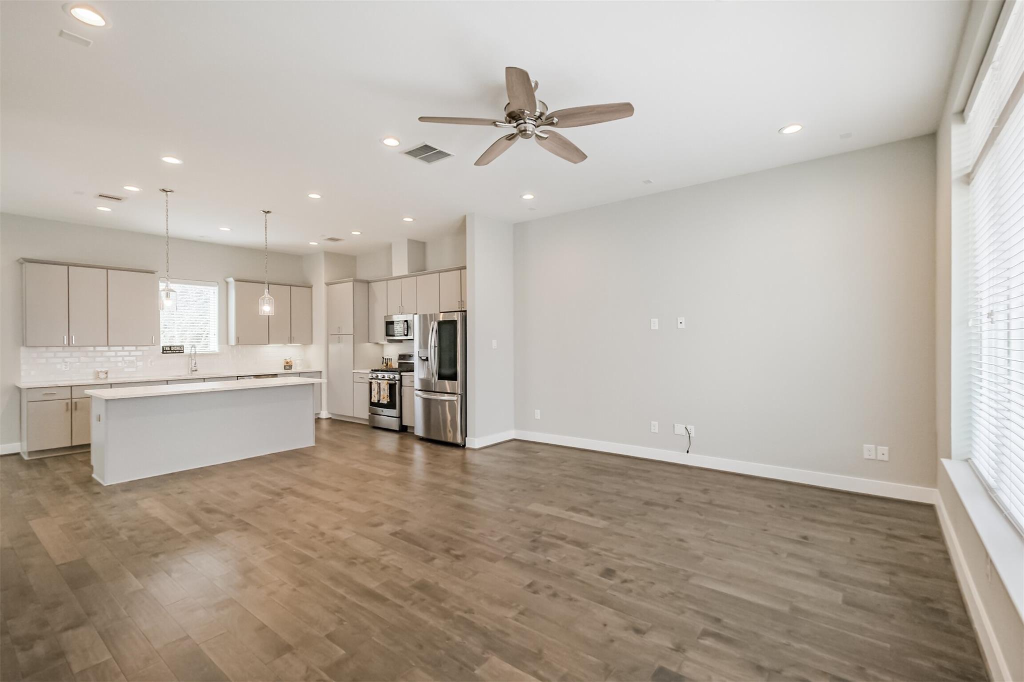 1305 Mayfair Clarkson Lane