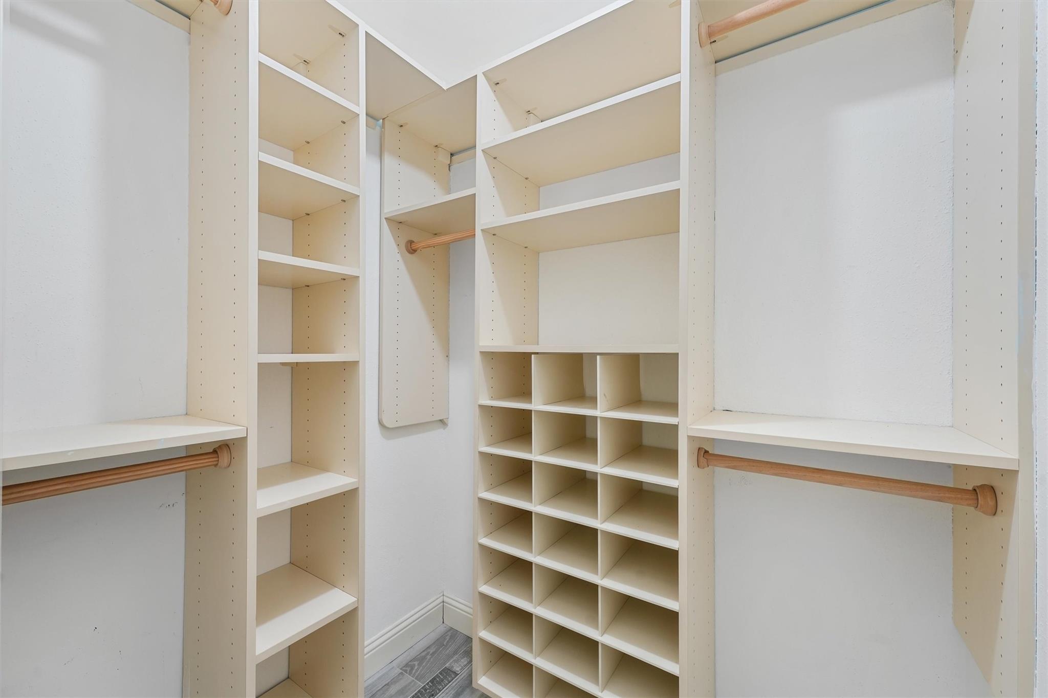 16906 Rolling Acres Drive