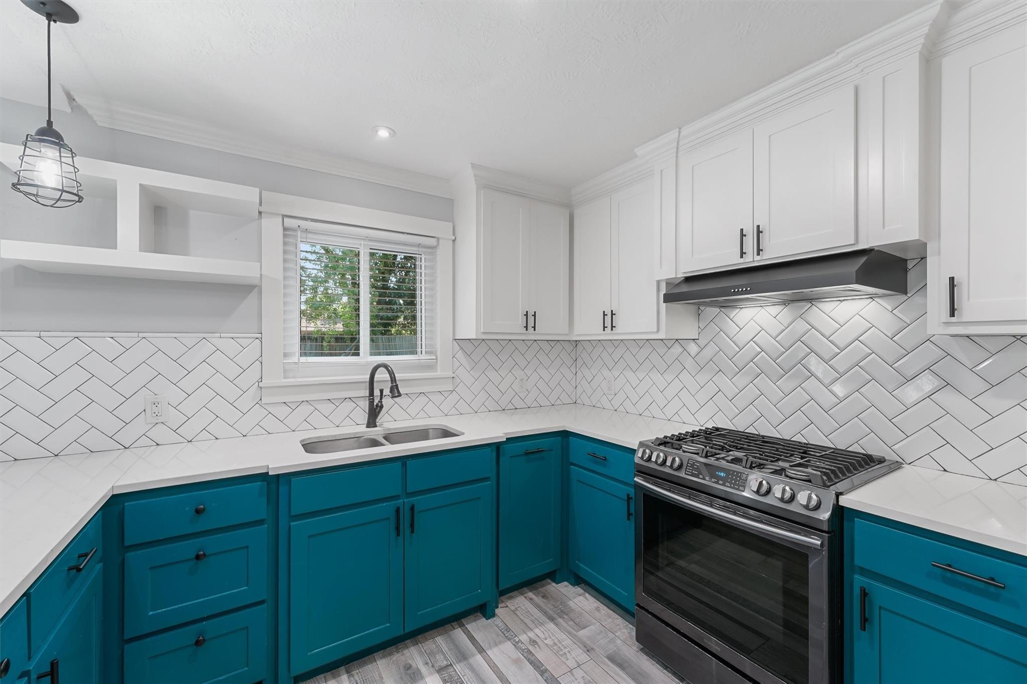 16906 Rolling Acres Drive