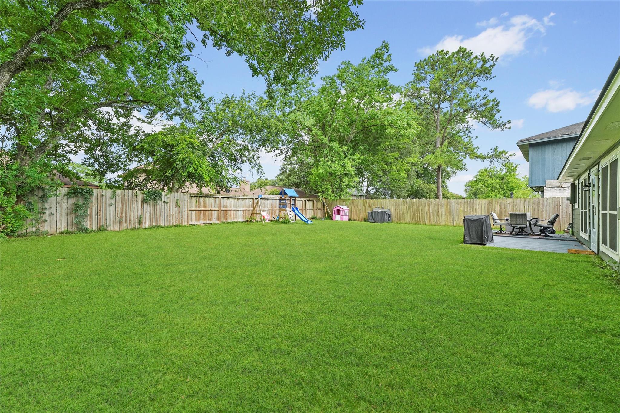 16906 Rolling Acres Drive