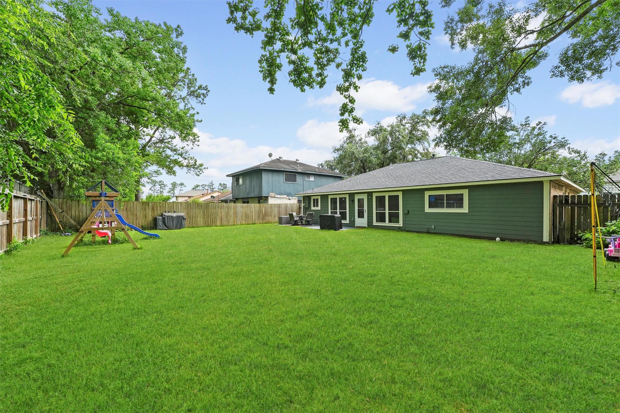 16906 Rolling Acres Drive