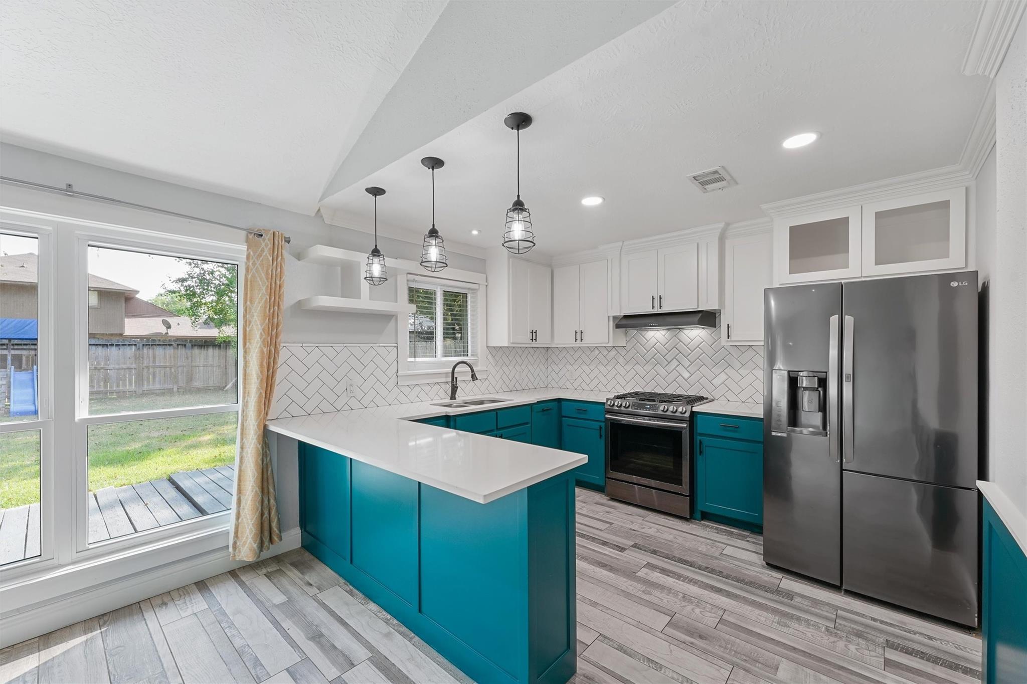 16906 Rolling Acres Drive