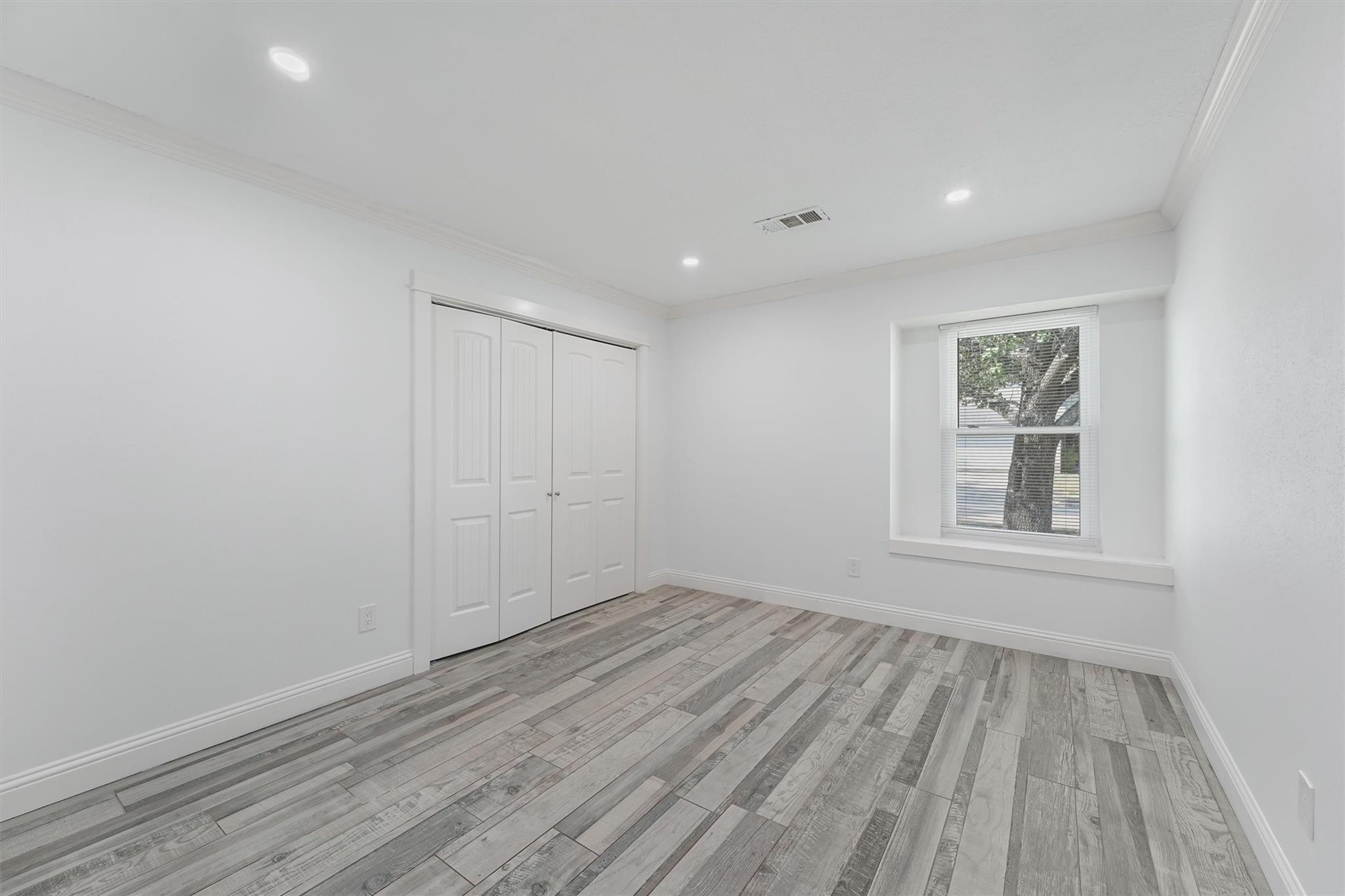 16906 Rolling Acres Drive