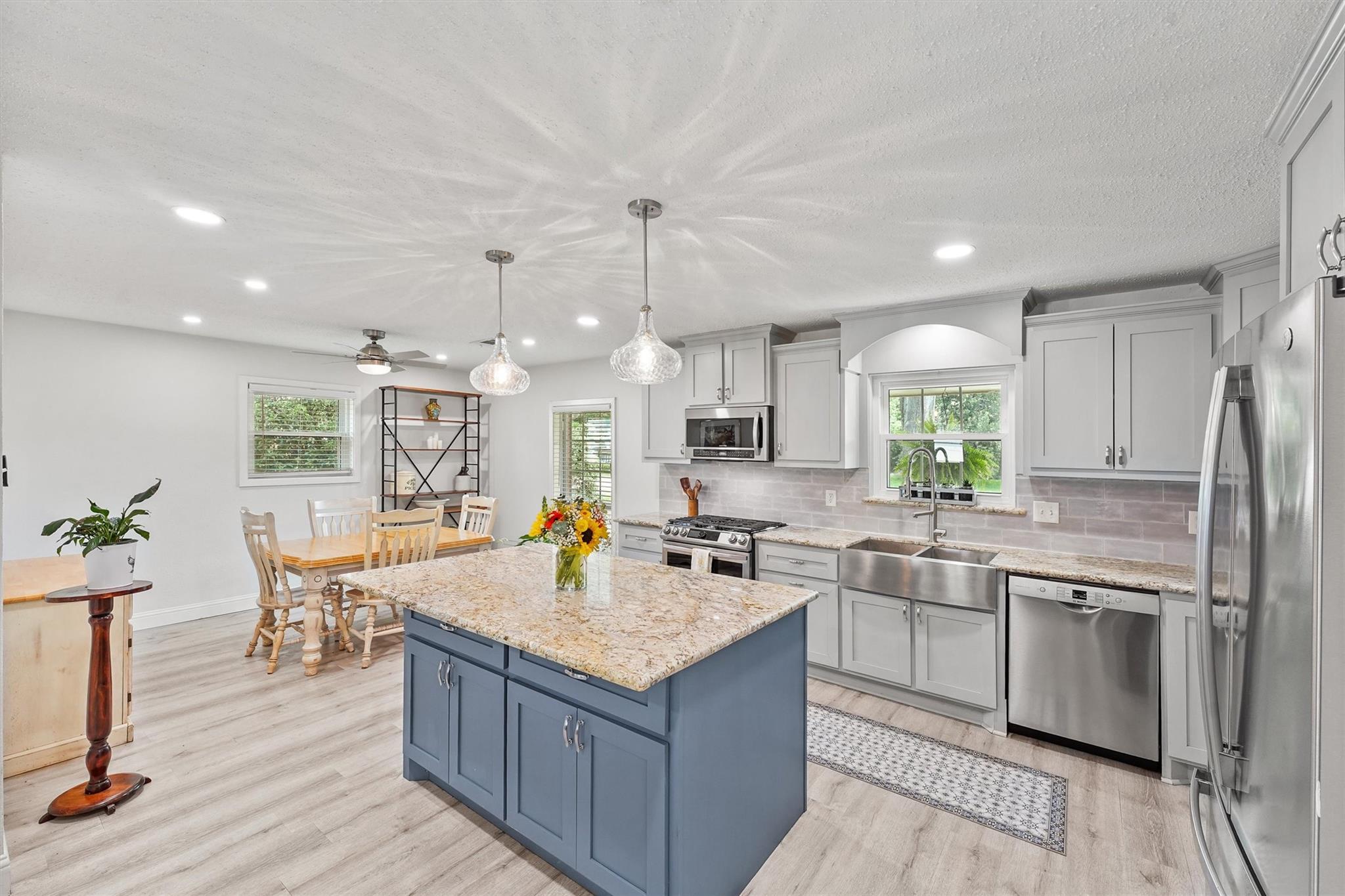 715 Timber Cove Drive