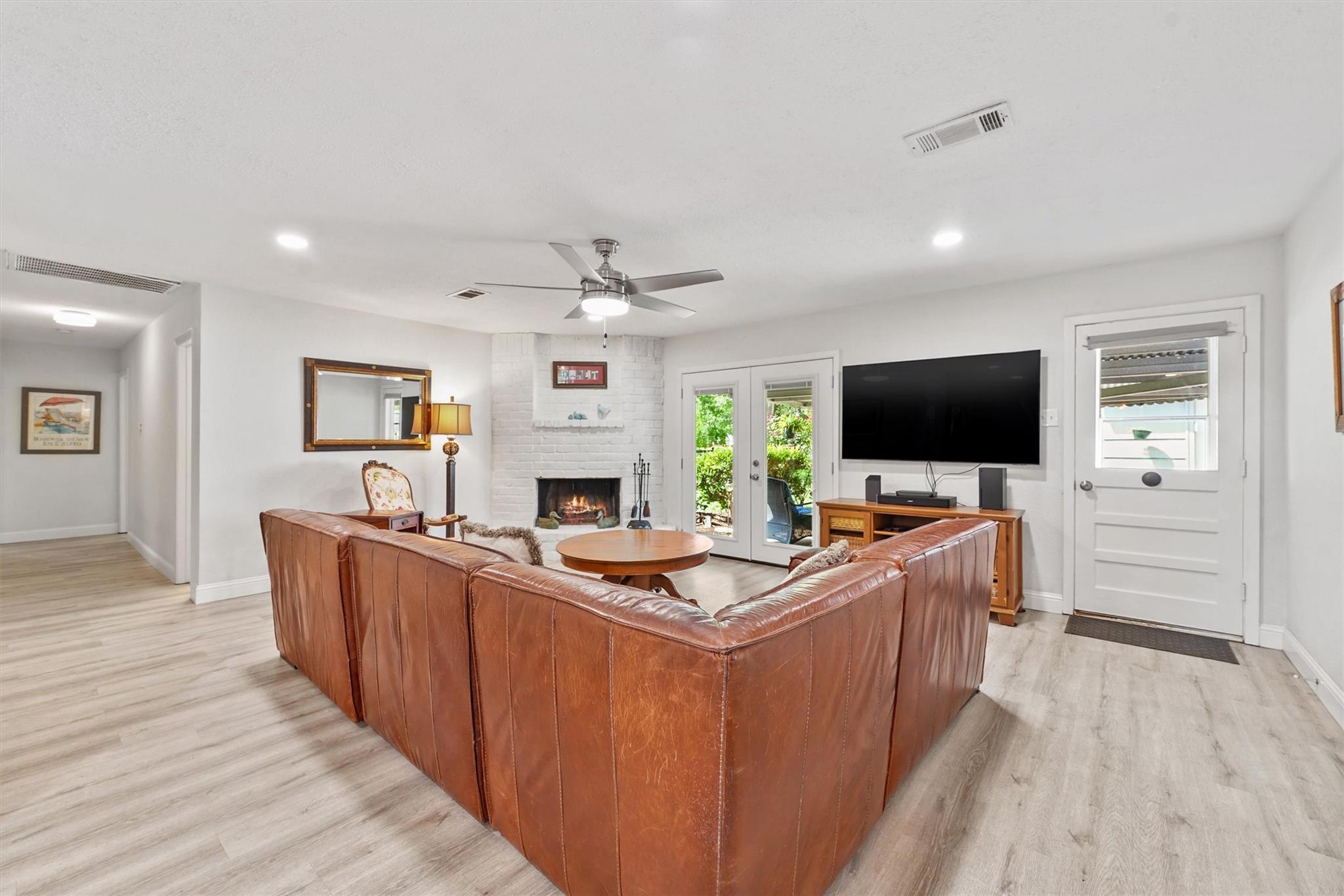 715 Timber Cove Drive