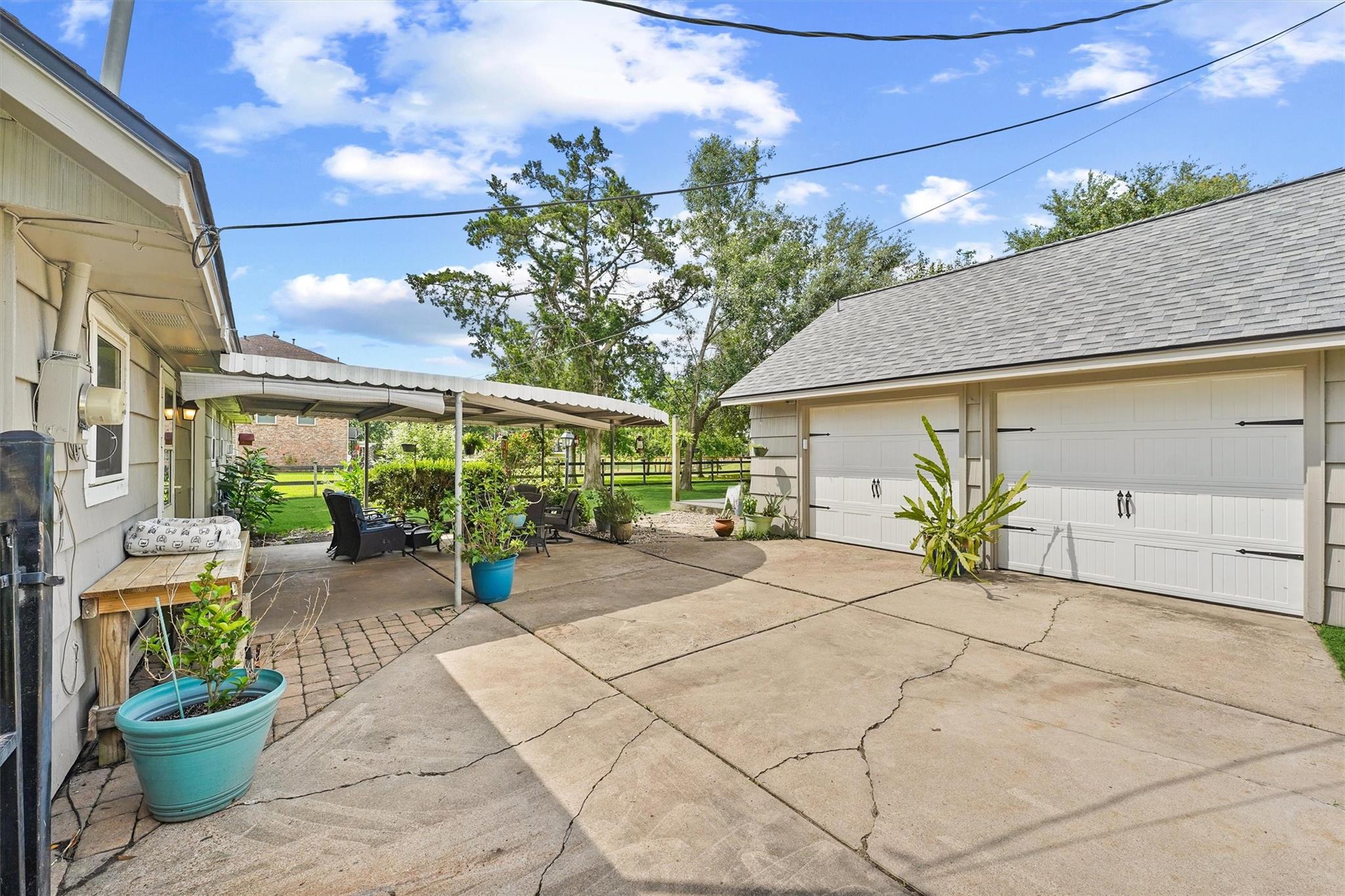 715 Timber Cove Drive