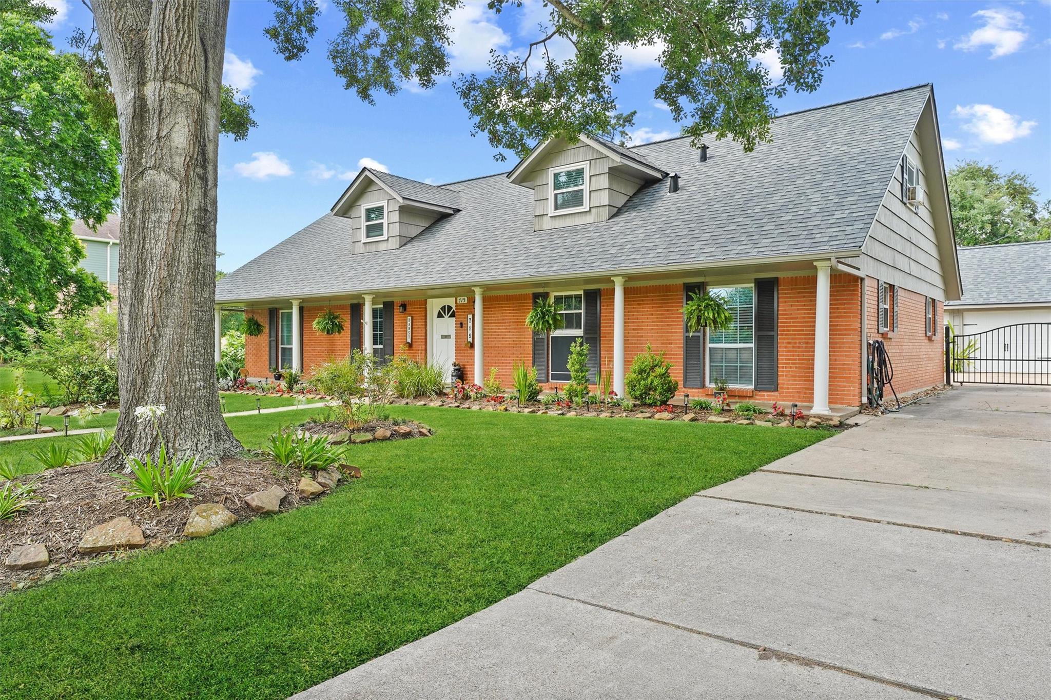 715 Timber Cove Drive