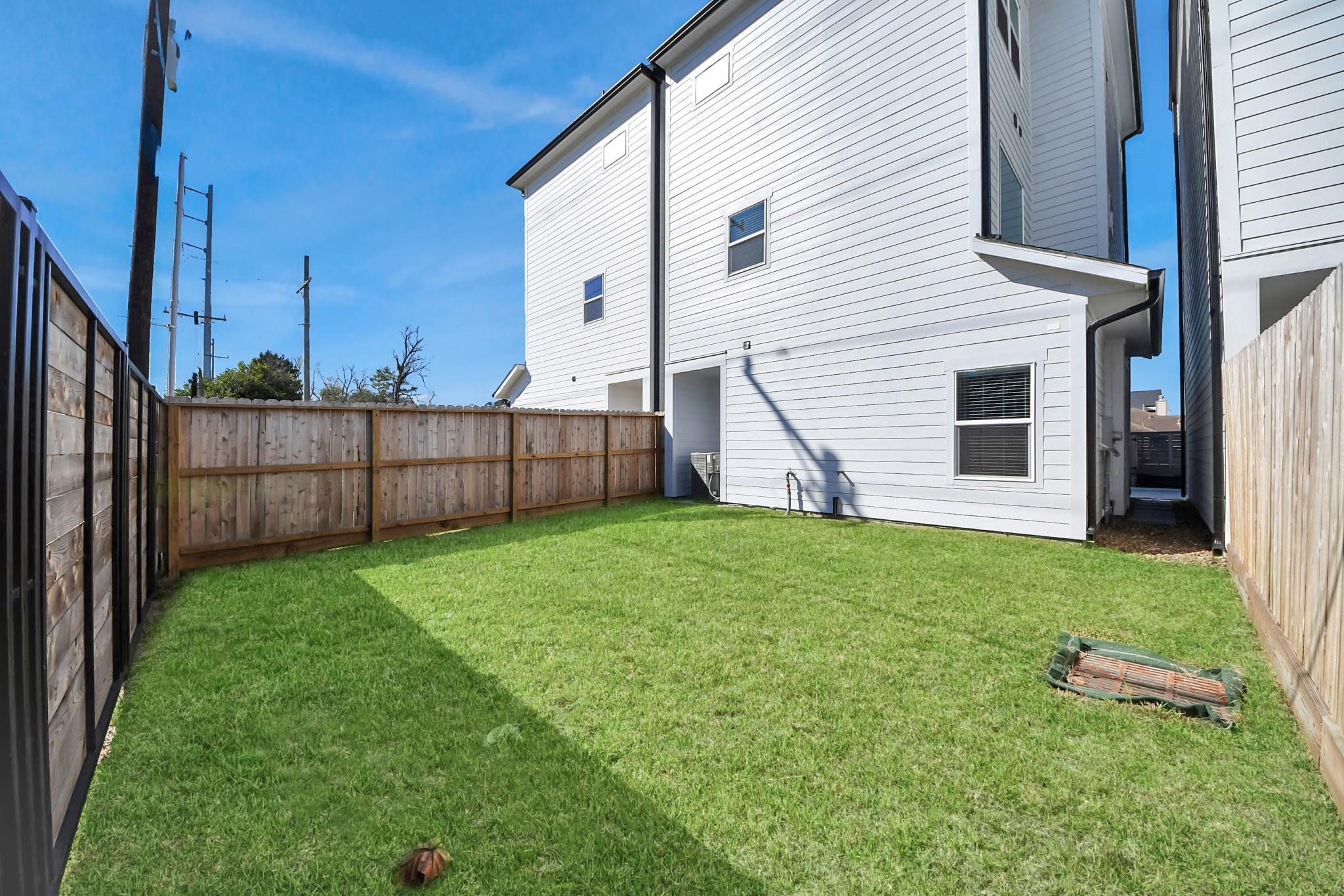 1104 Mansfield Street Unit: E