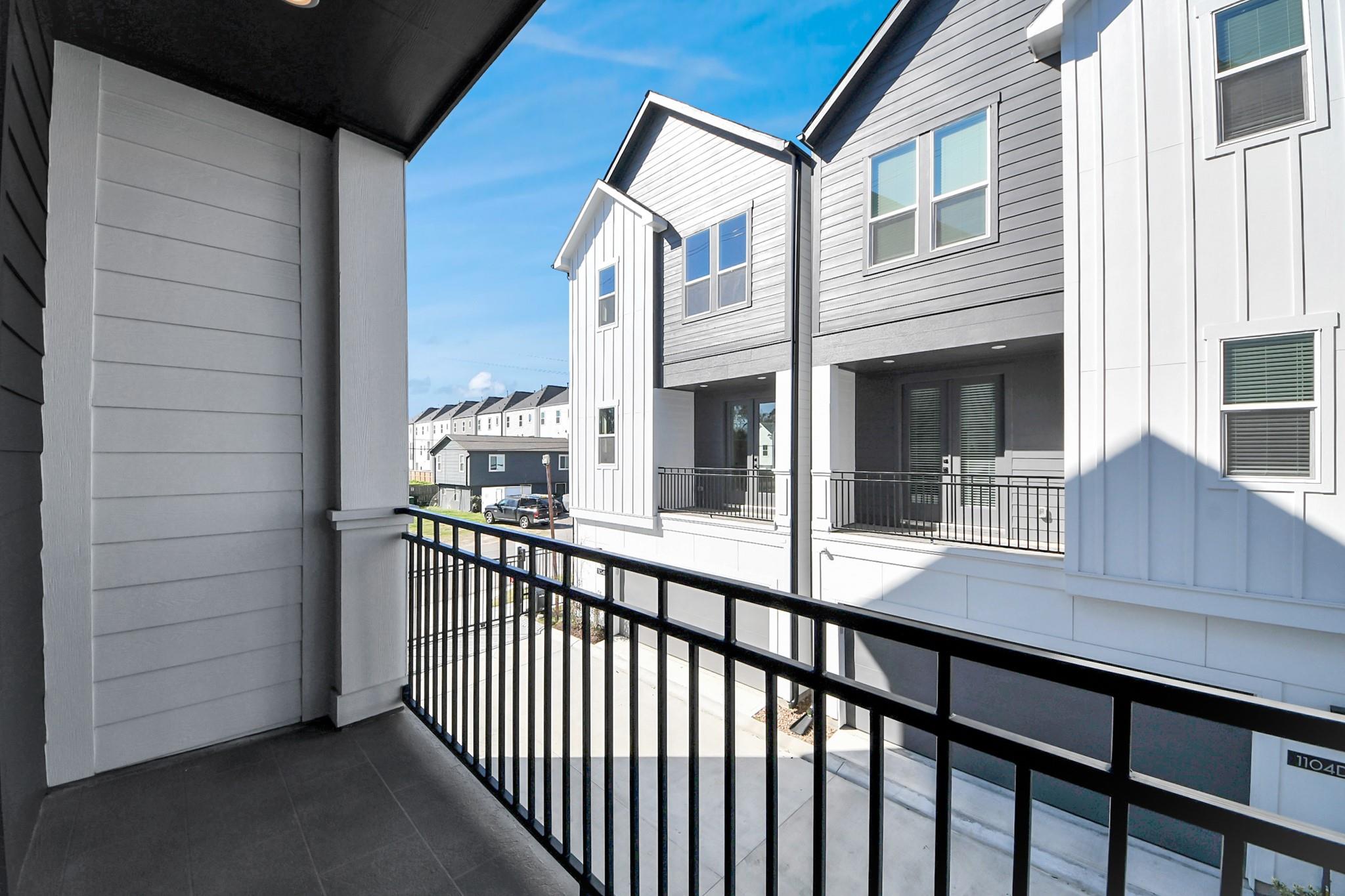 1104 Mansfield Street Unit: E
