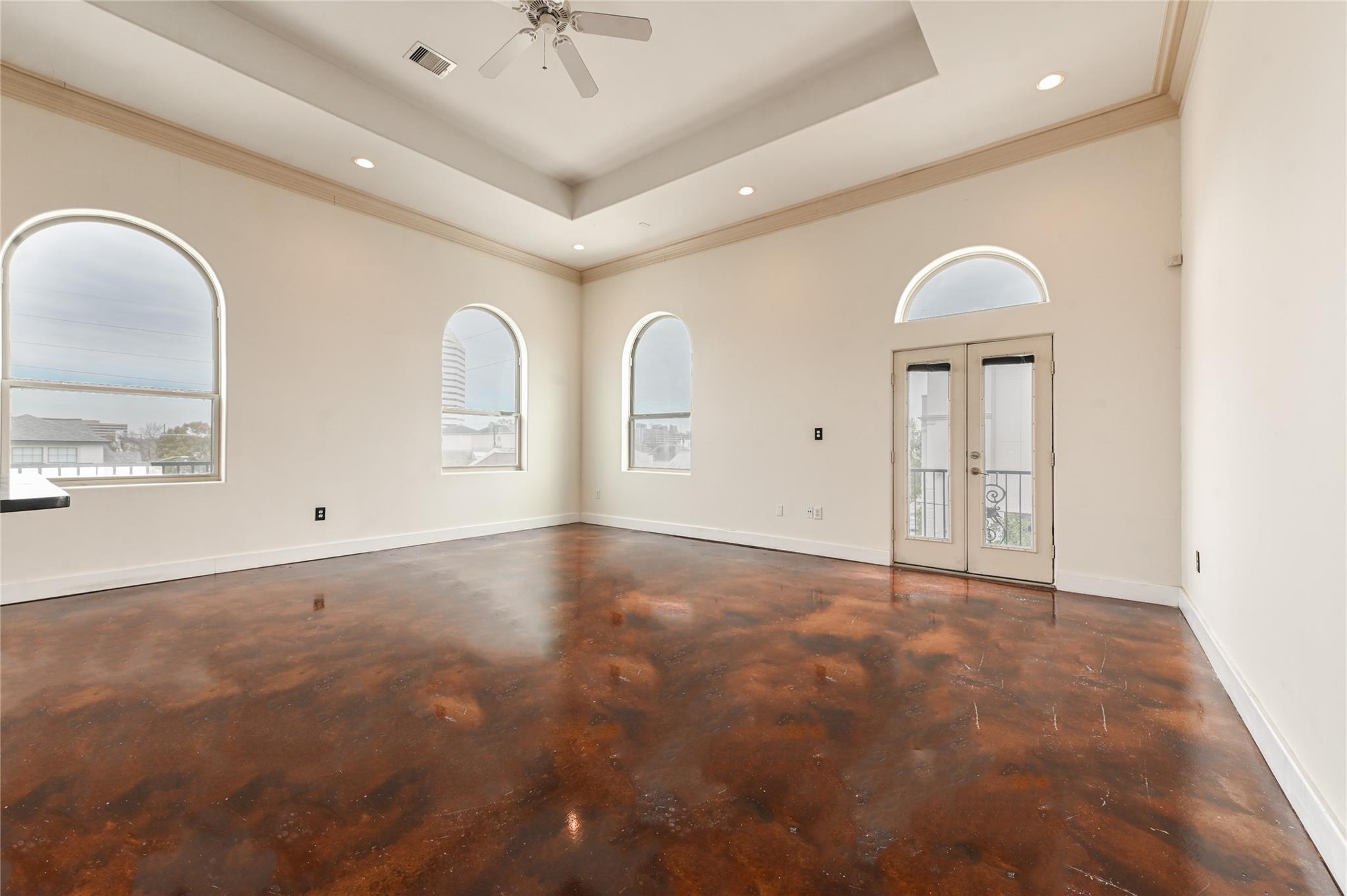 5801 Winsome Lane # 301