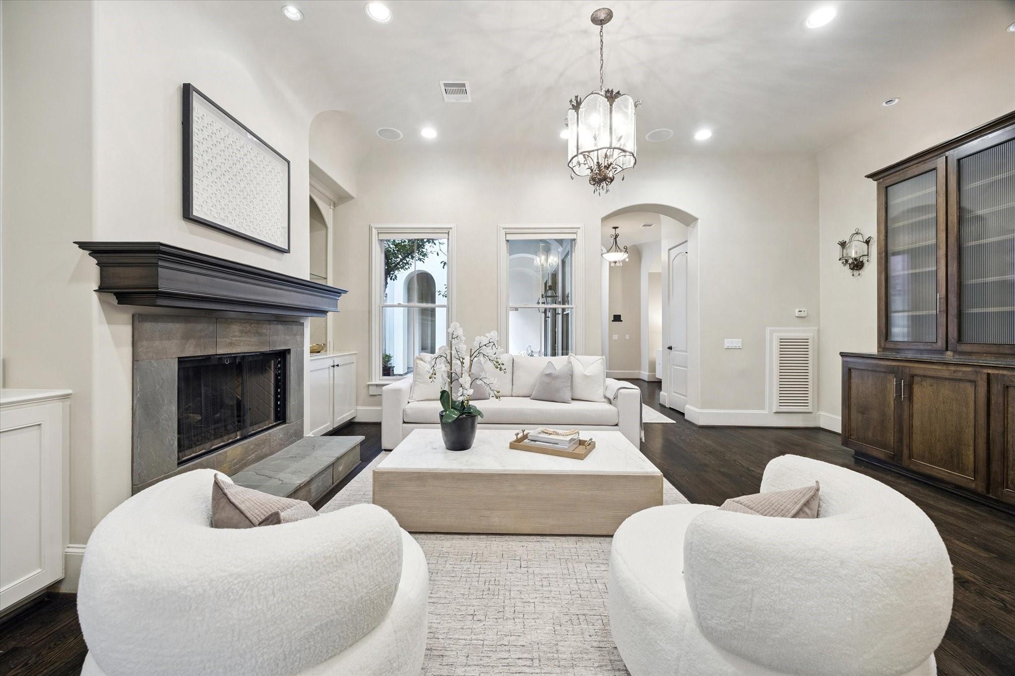 2145 Fairview Avenue