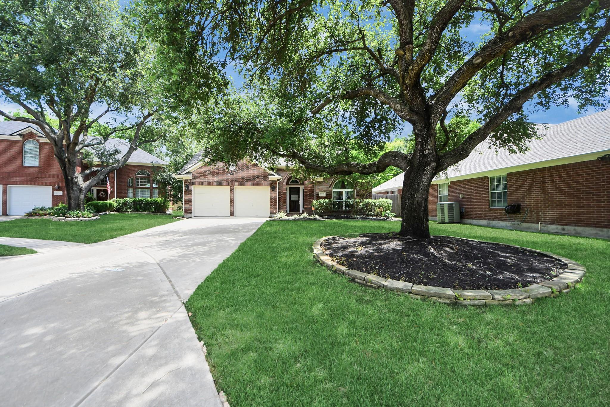 8910 Burleson Court