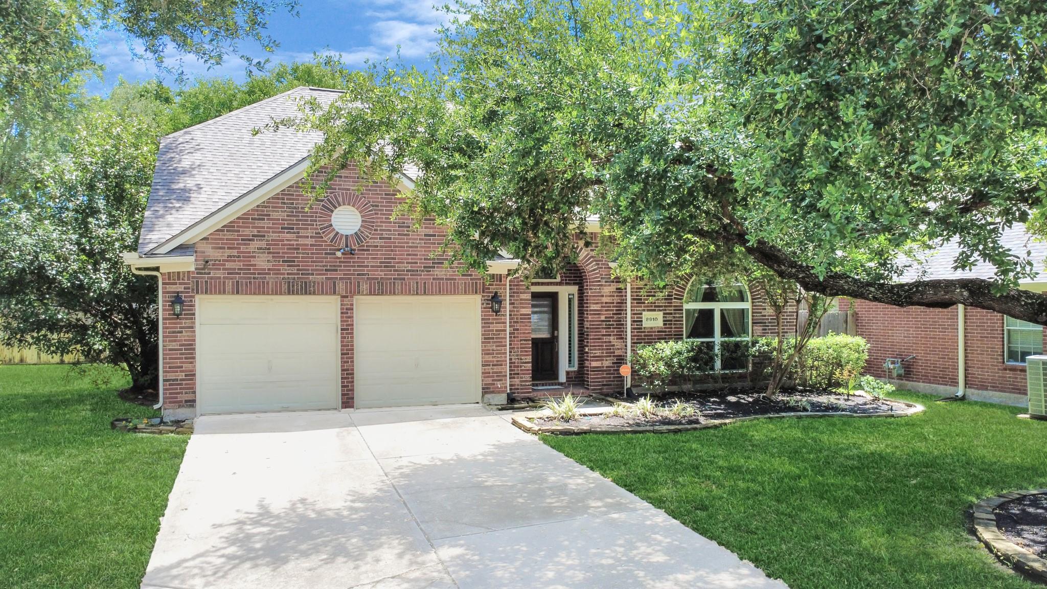 8910 Burleson Court
