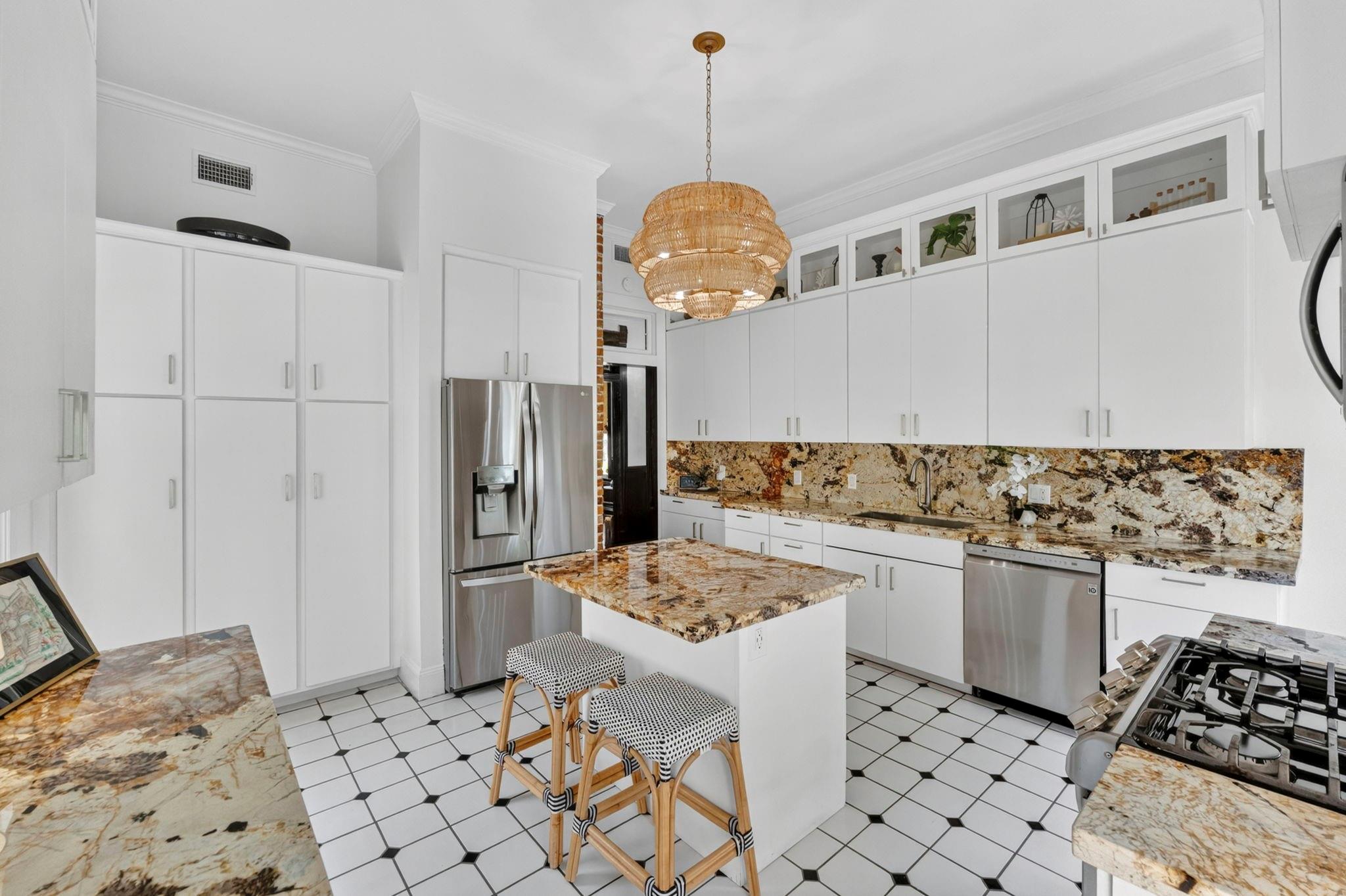 812 19th Street