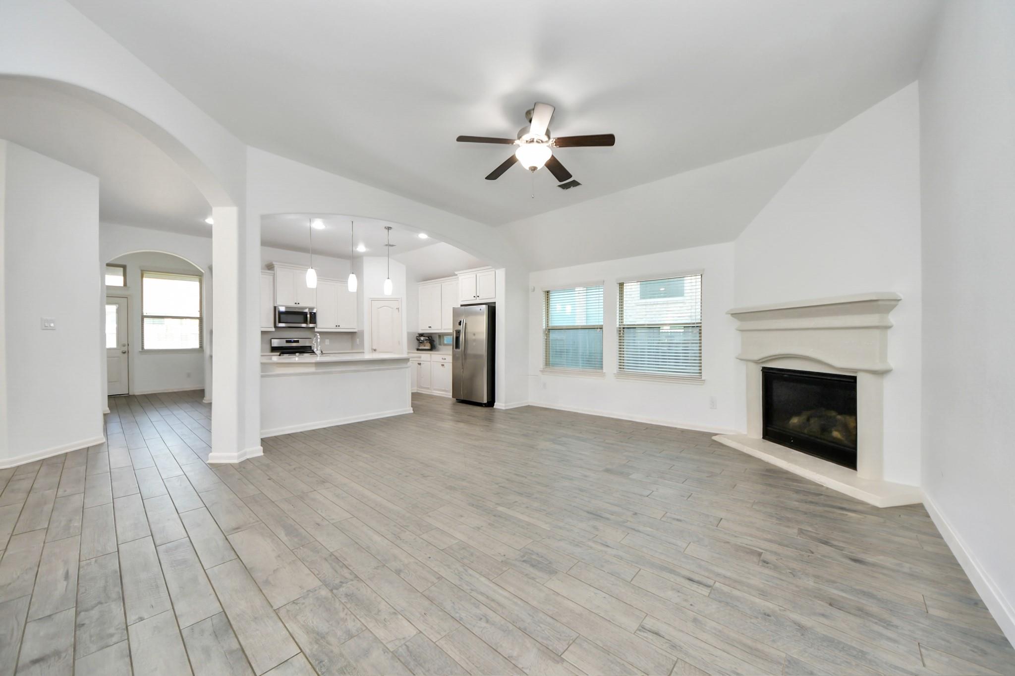 23814 Mesia Meadow Lane