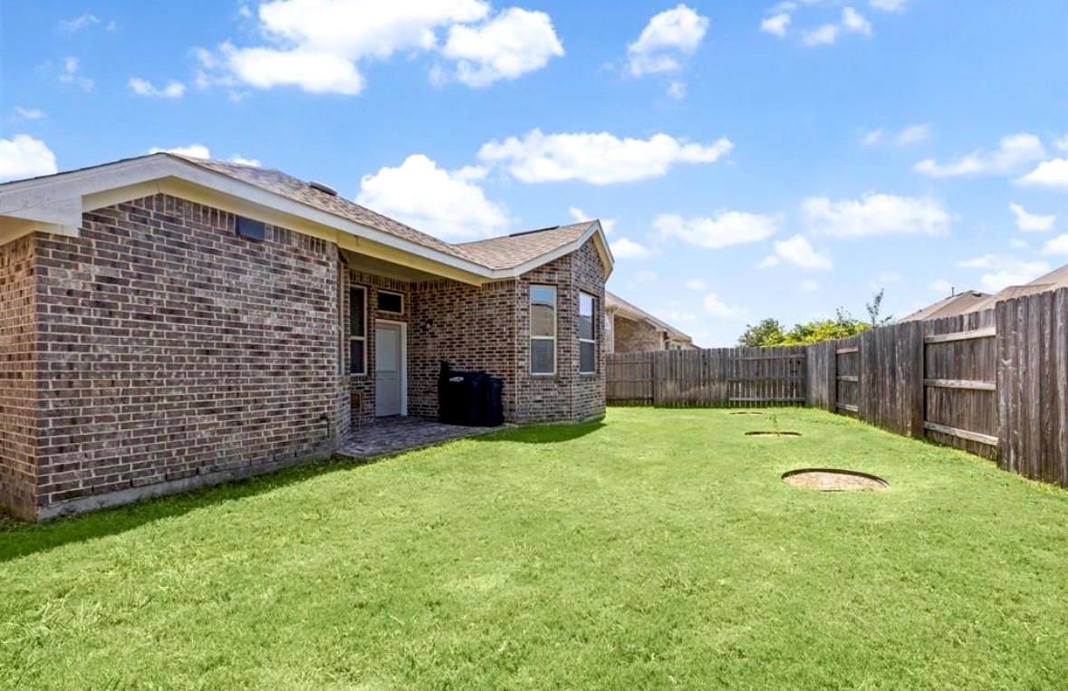 23814 Mesia Meadow Lane