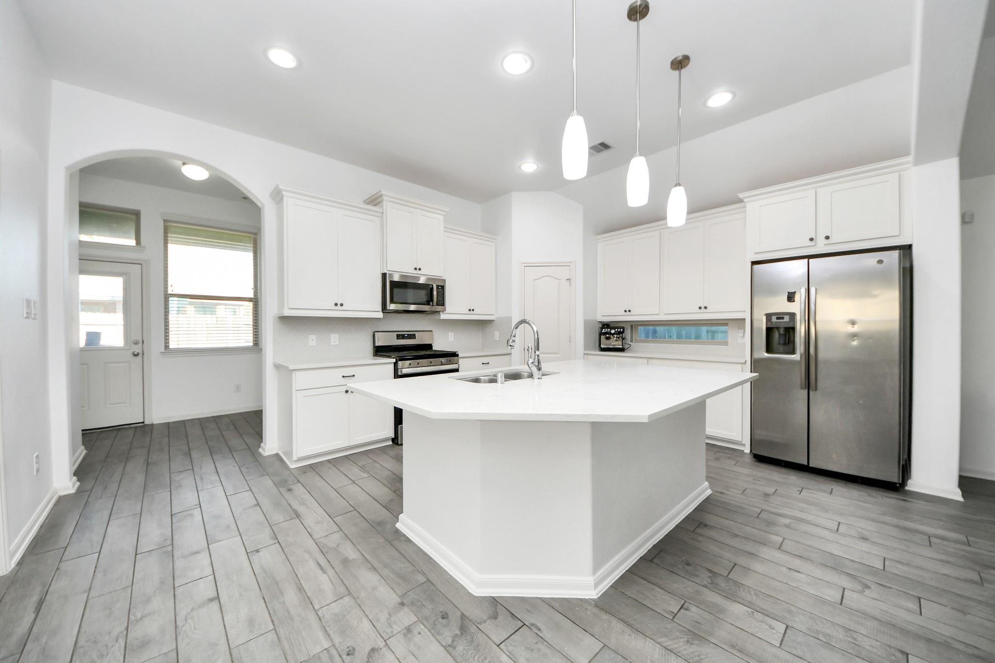 23814 Mesia Meadow Lane