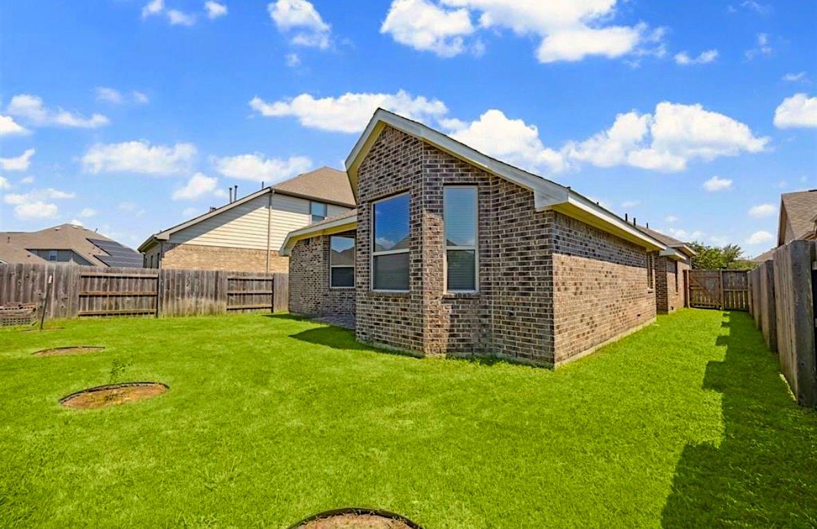 23814 Mesia Meadow Lane