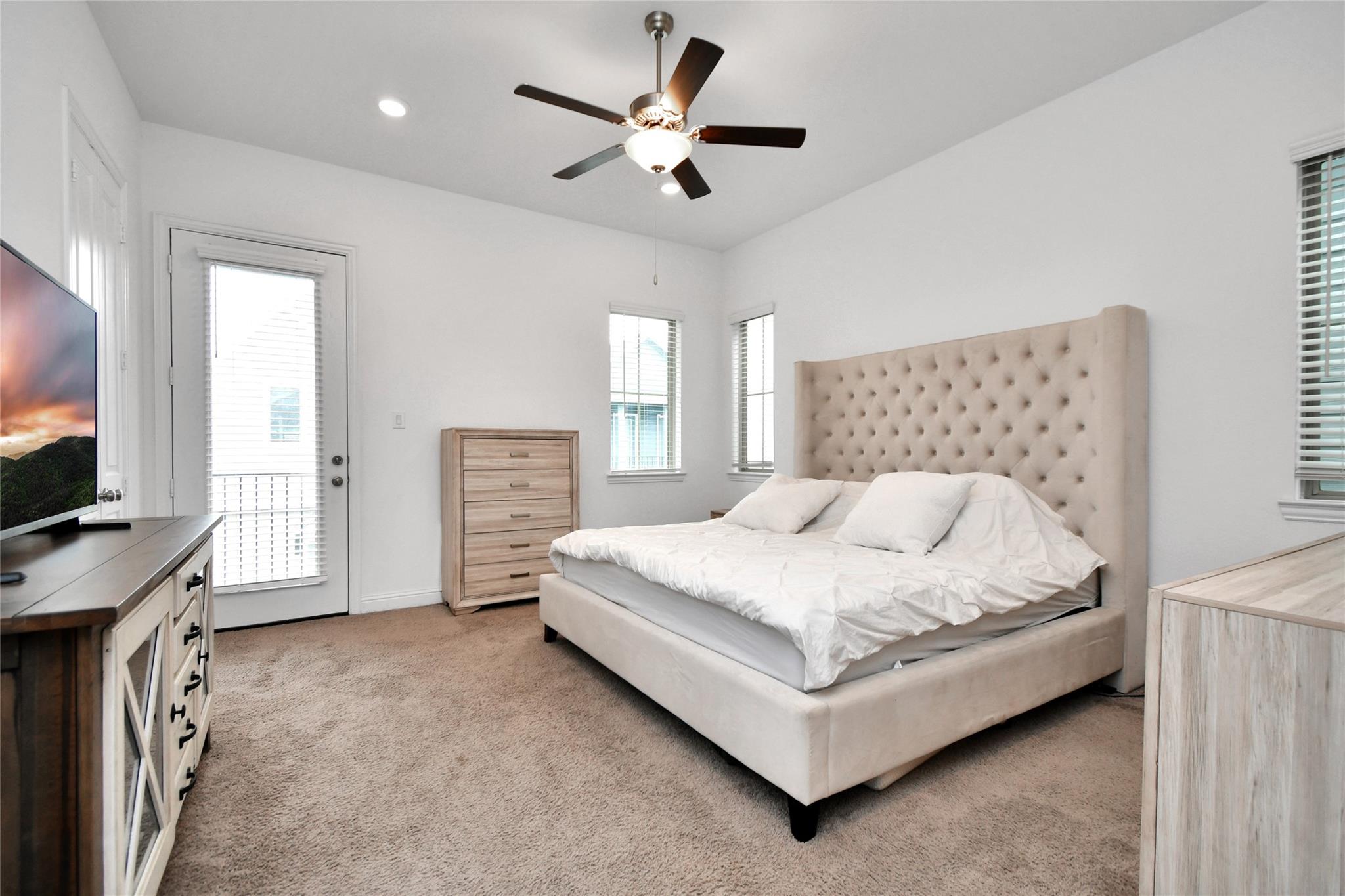 11012 Mikula Drive