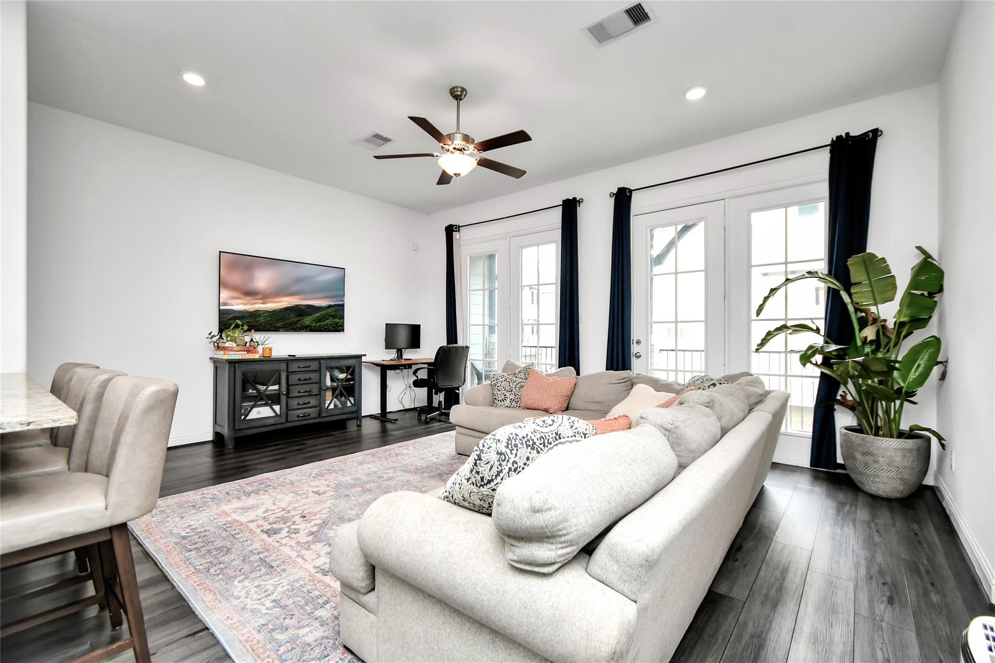 11012 Mikula Drive