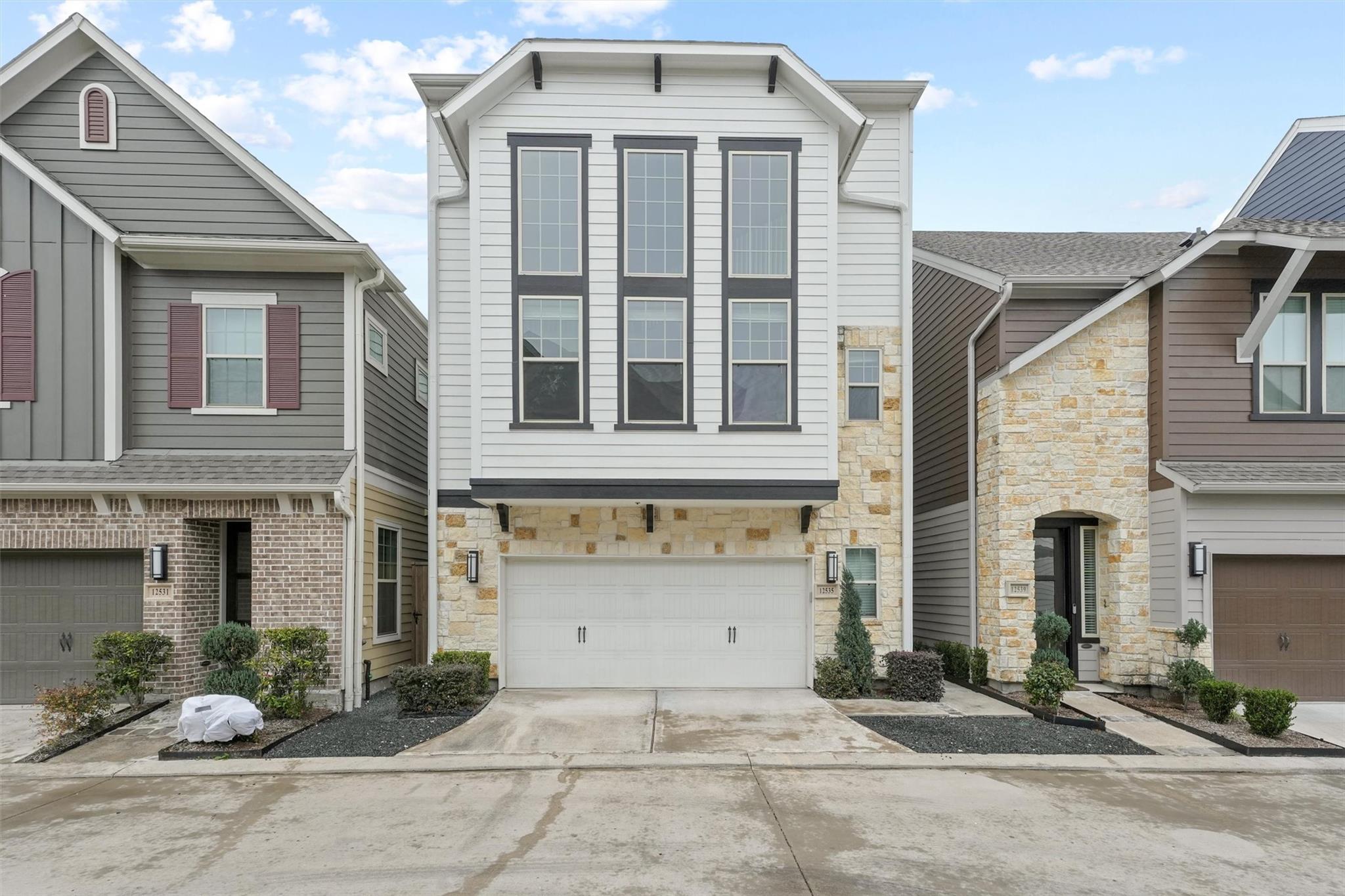 12535 Holly Blue Lane