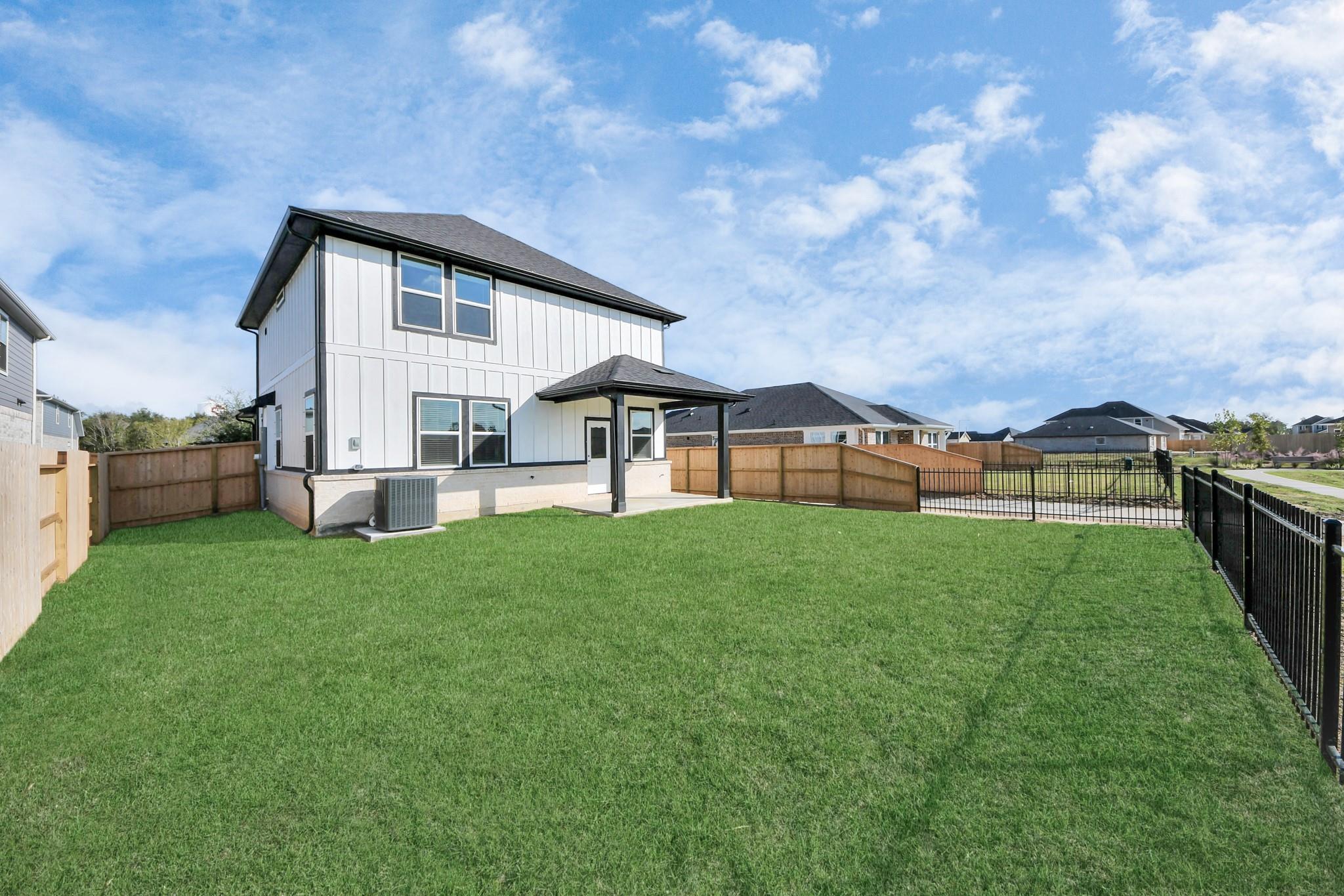 219 Orchard Laurel Drive, Alvin