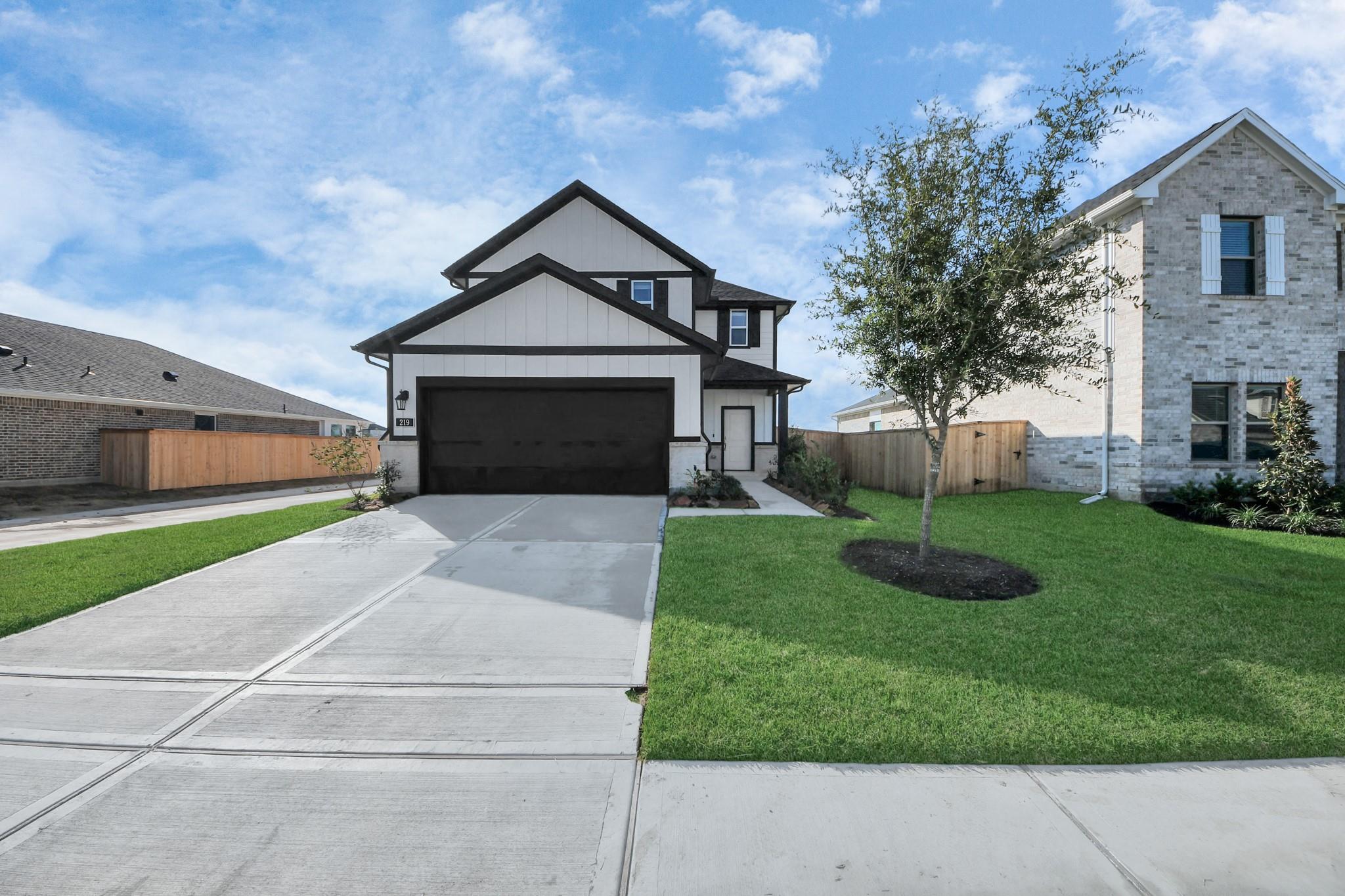 219 Orchard Laurel Drive, Alvin