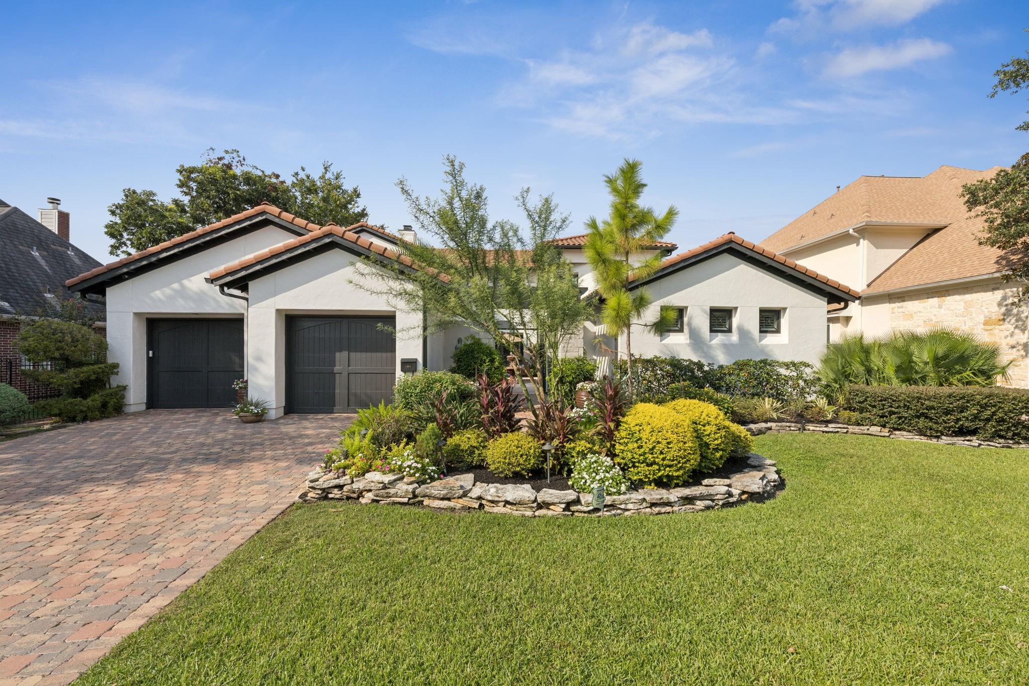 5004 Chestnut Street