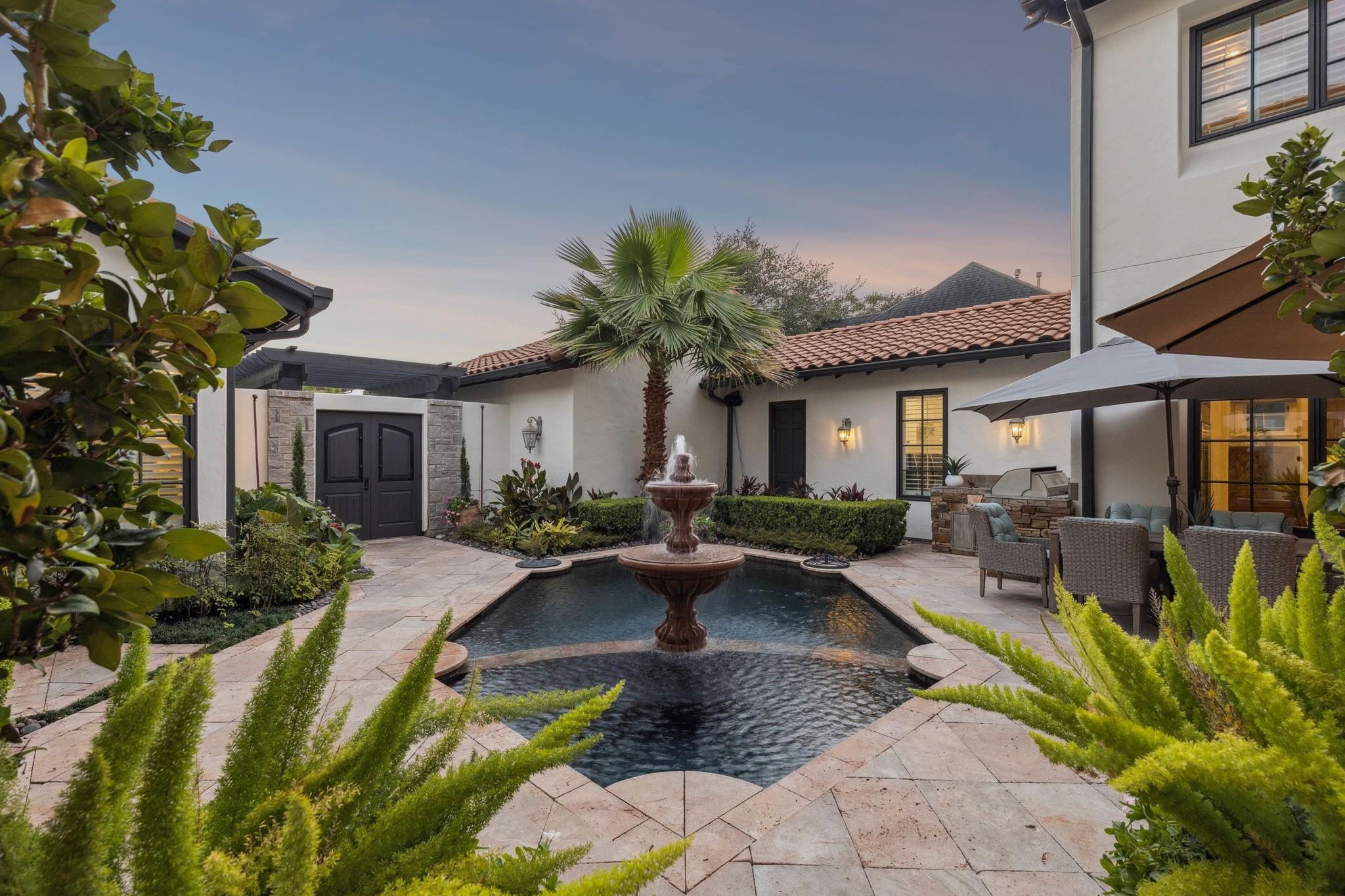 5004 Chestnut Street