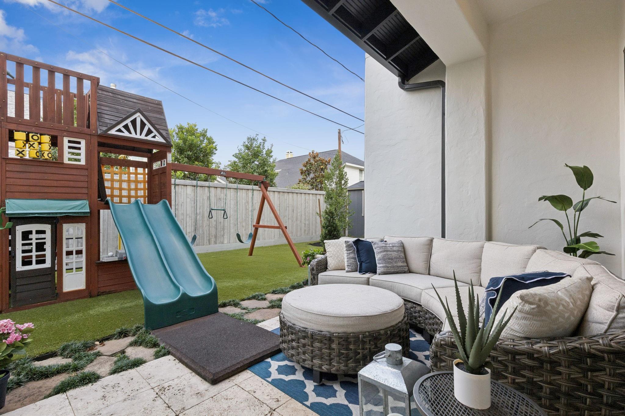 5004 Chestnut Street