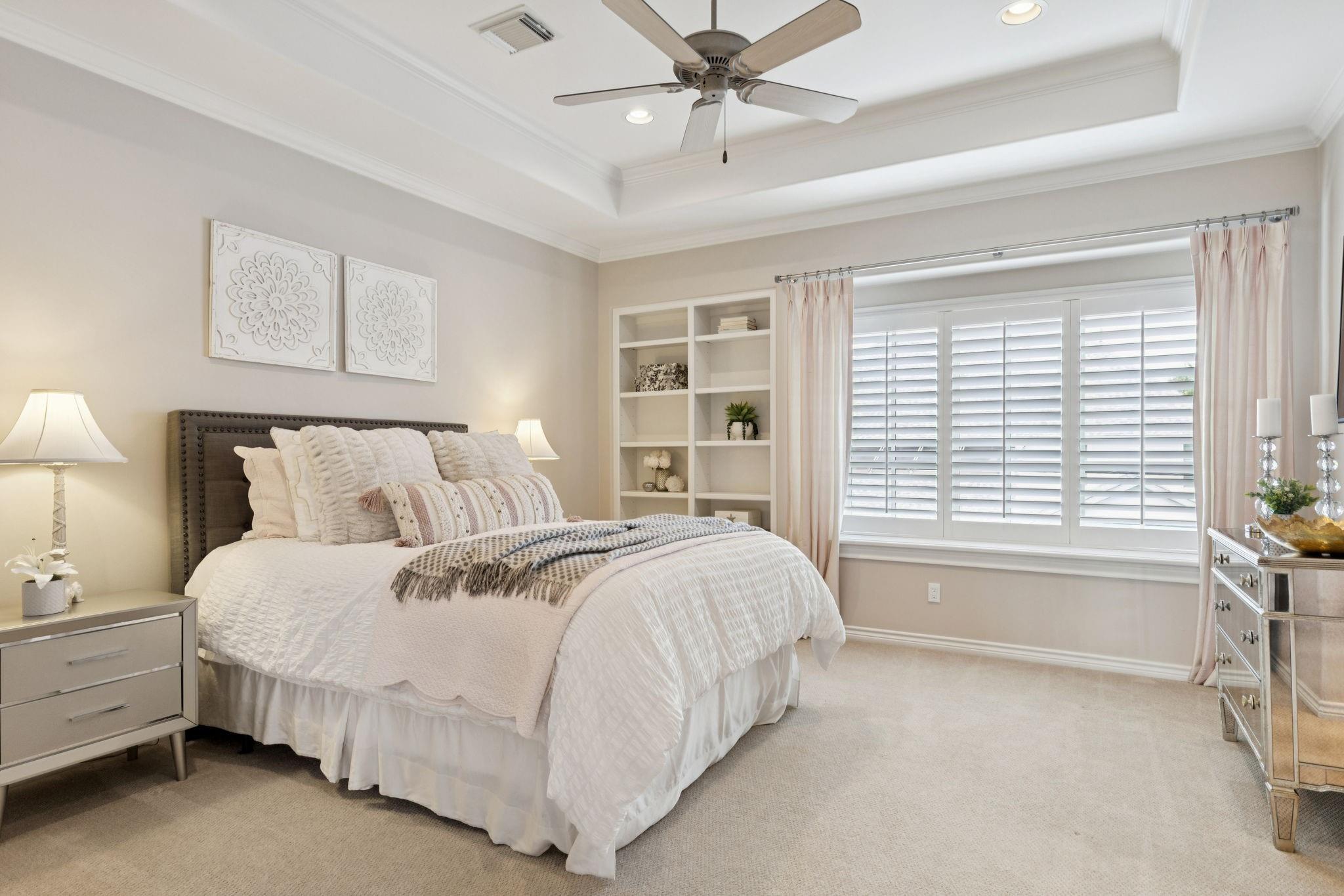 5004 Chestnut Street