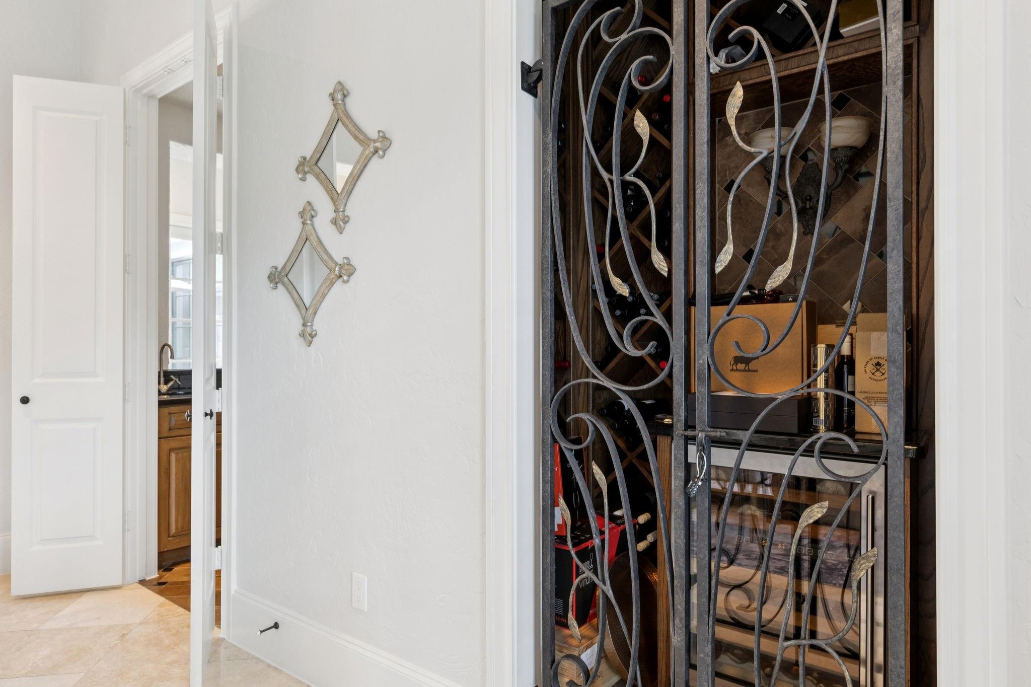 5004 Chestnut Street