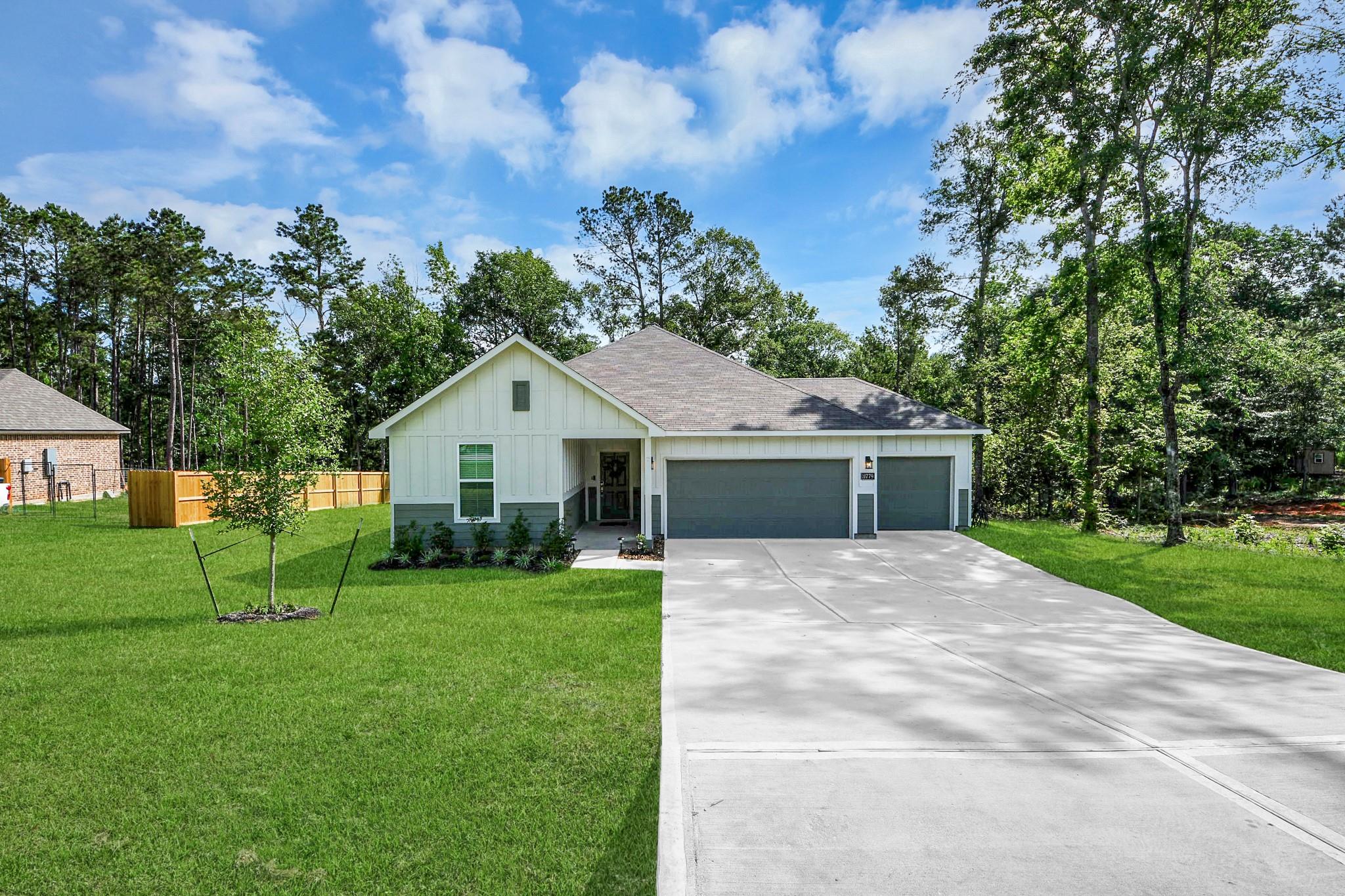 11779 Oakwood Ranch Drive