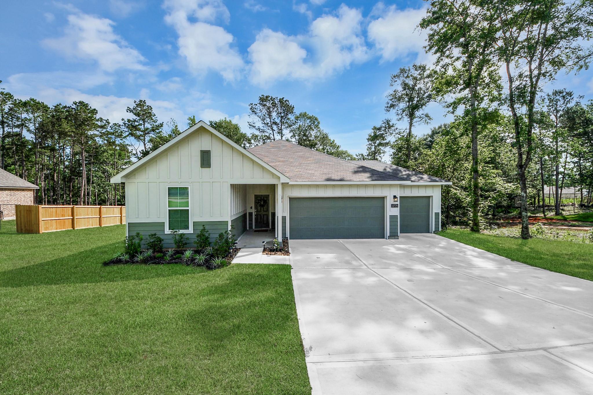 11779 Oakwood Ranch Drive