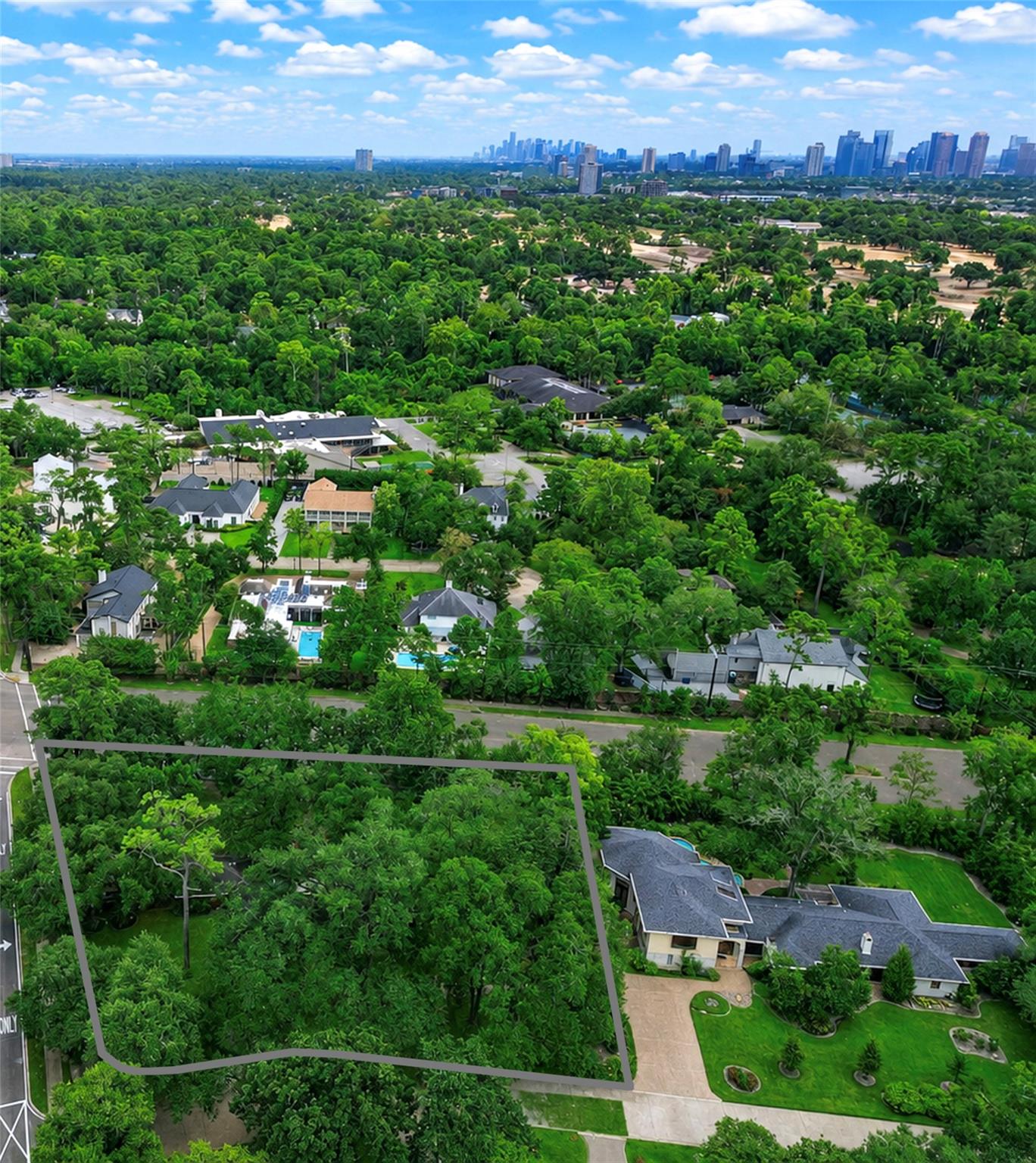 218 Fleetway Drive