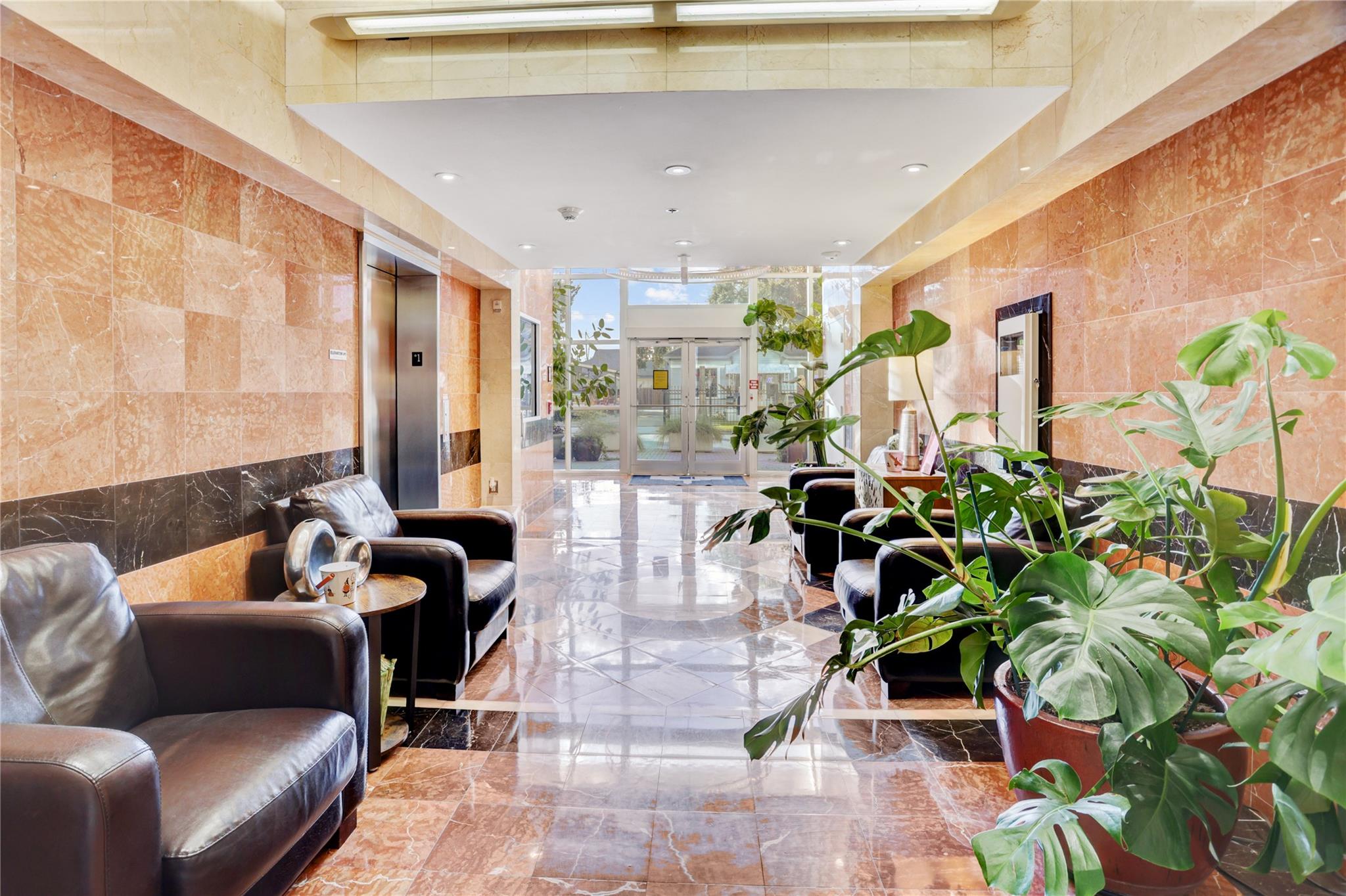 3311 Yupon Street # 519, Houston Unit: 519