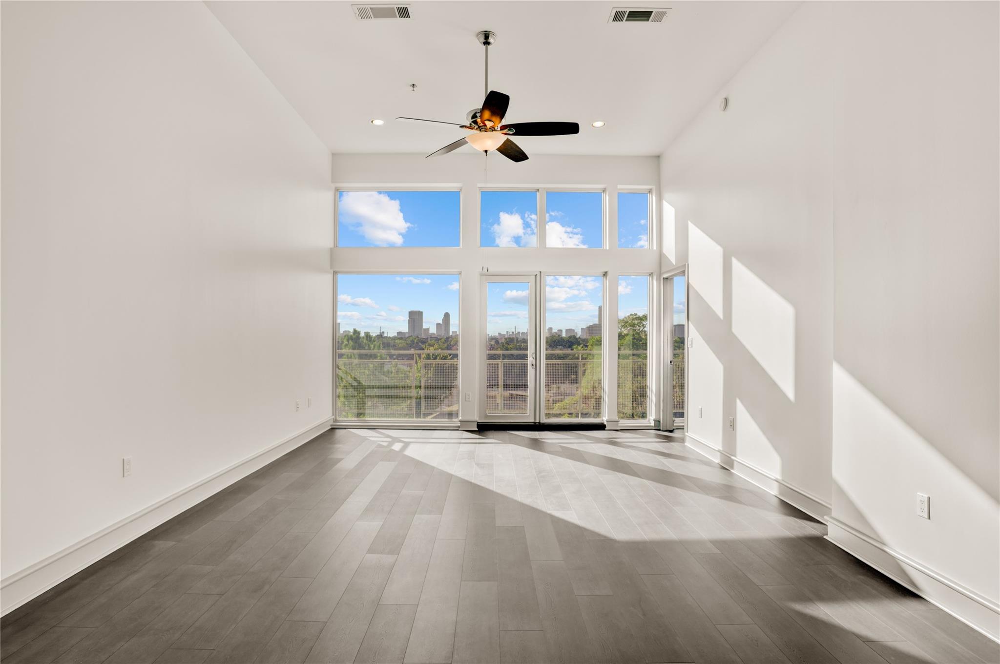 3311 Yupon Street # 519, Houston Unit: 519