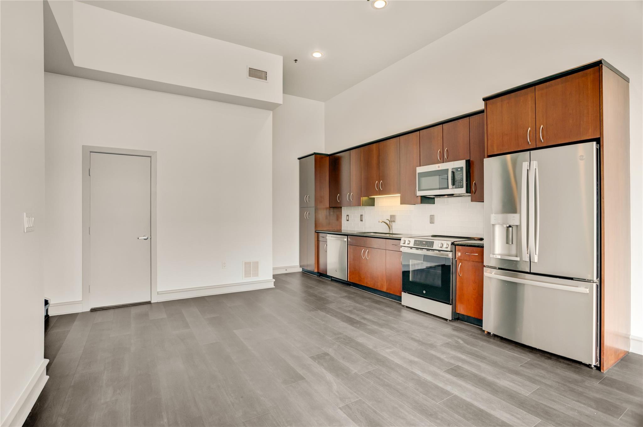 3311 Yupon Street # 519, Houston Unit: 519