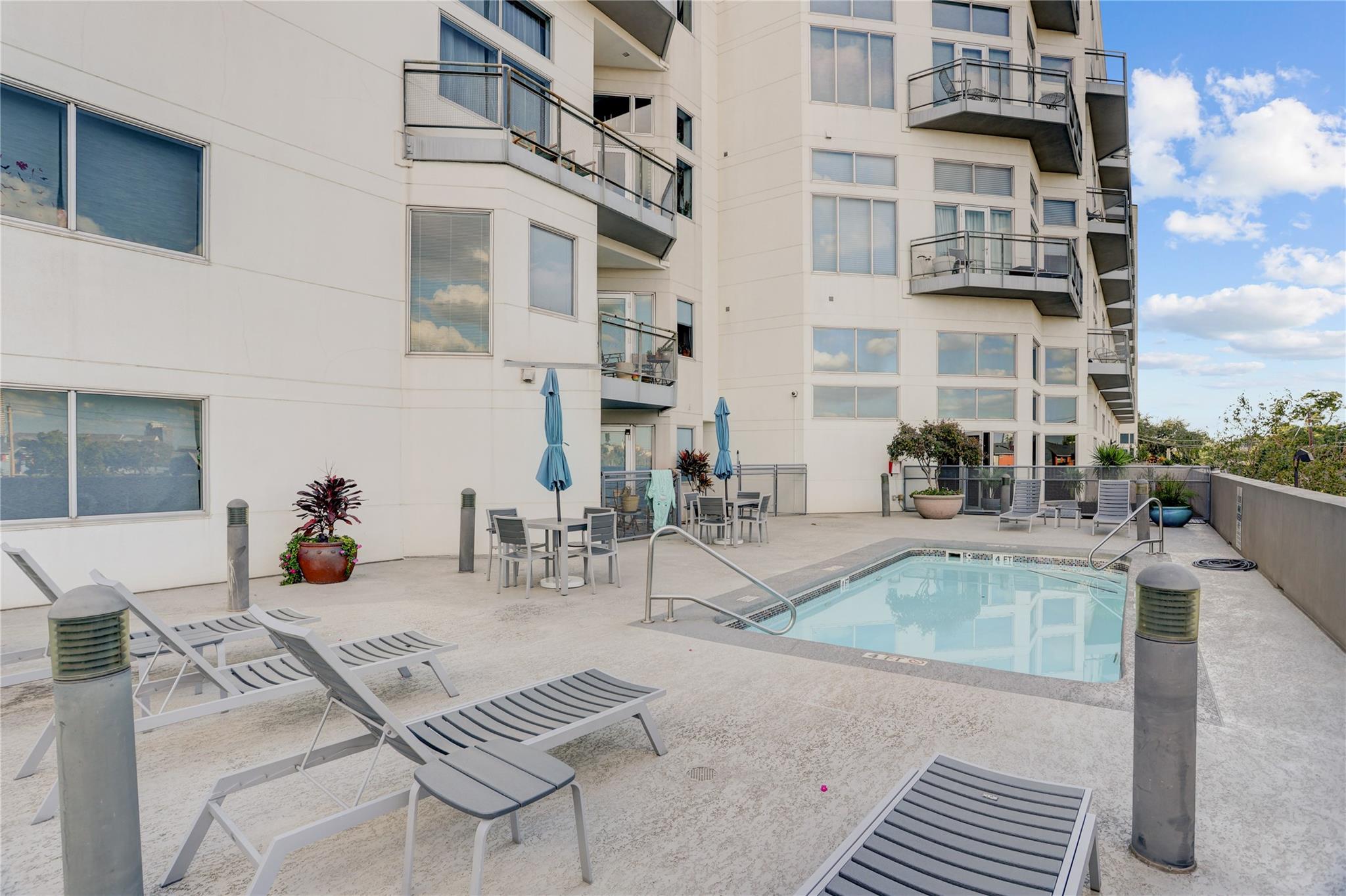 3311 Yupon Street # 519, Houston Unit: 519