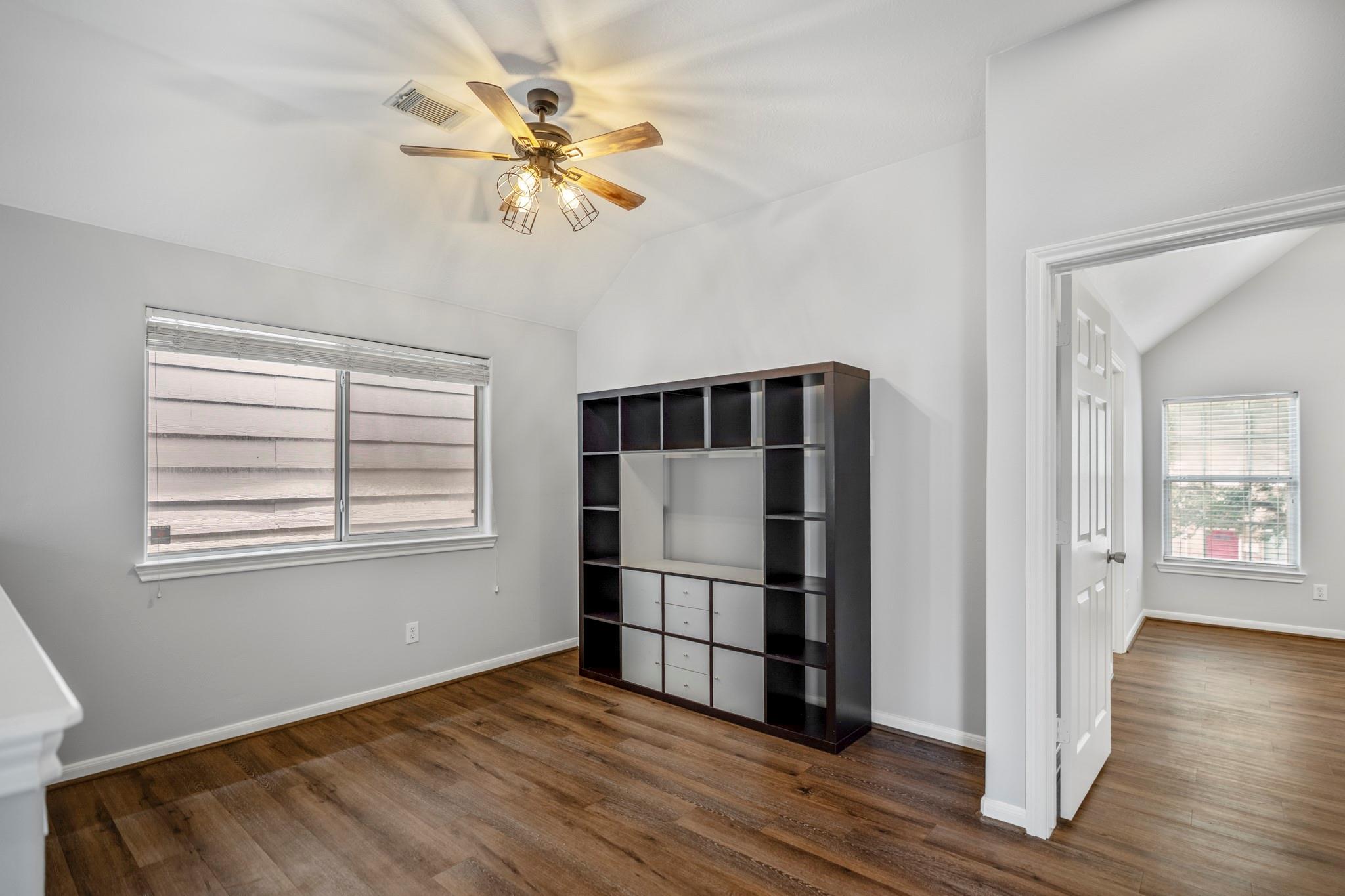 323 Plaza Del Sol Park