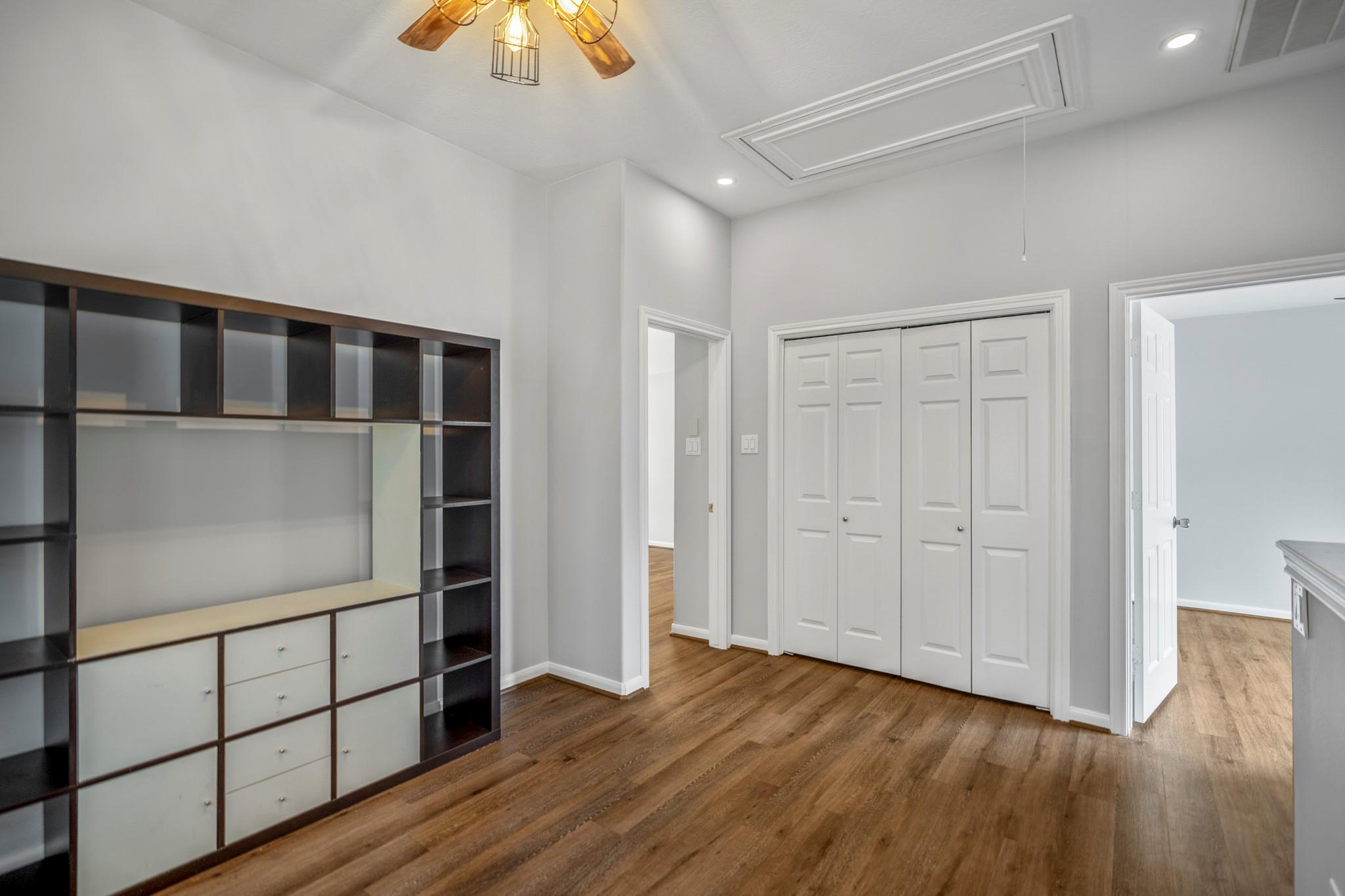323 Plaza Del Sol Park