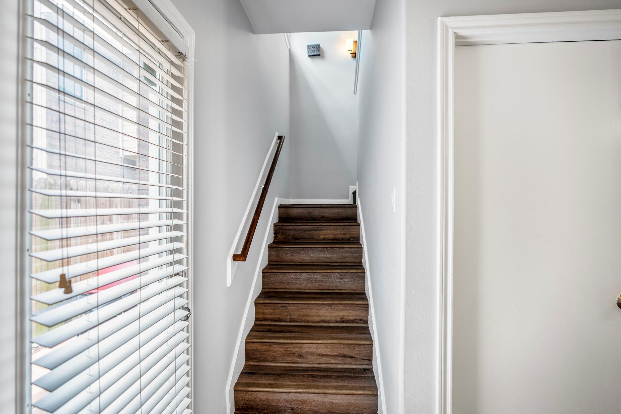 323 Plaza Del Sol Park