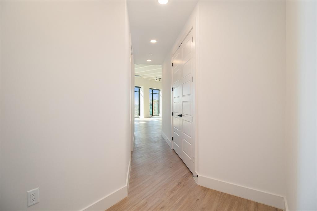 1801 Smith Street # 1810