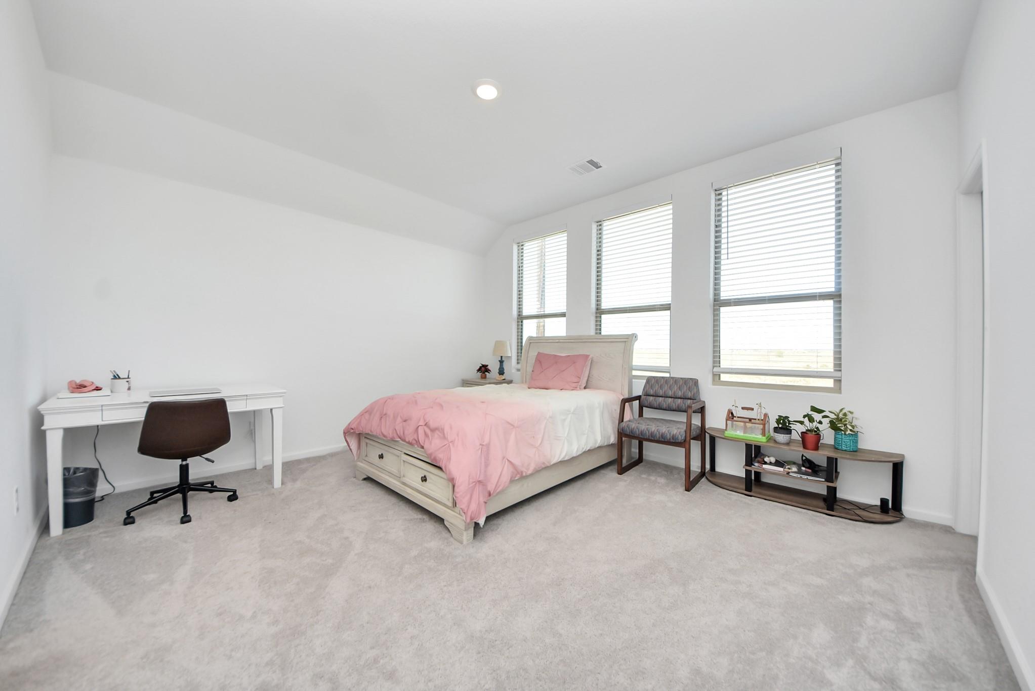 5403 Holly Haven Court