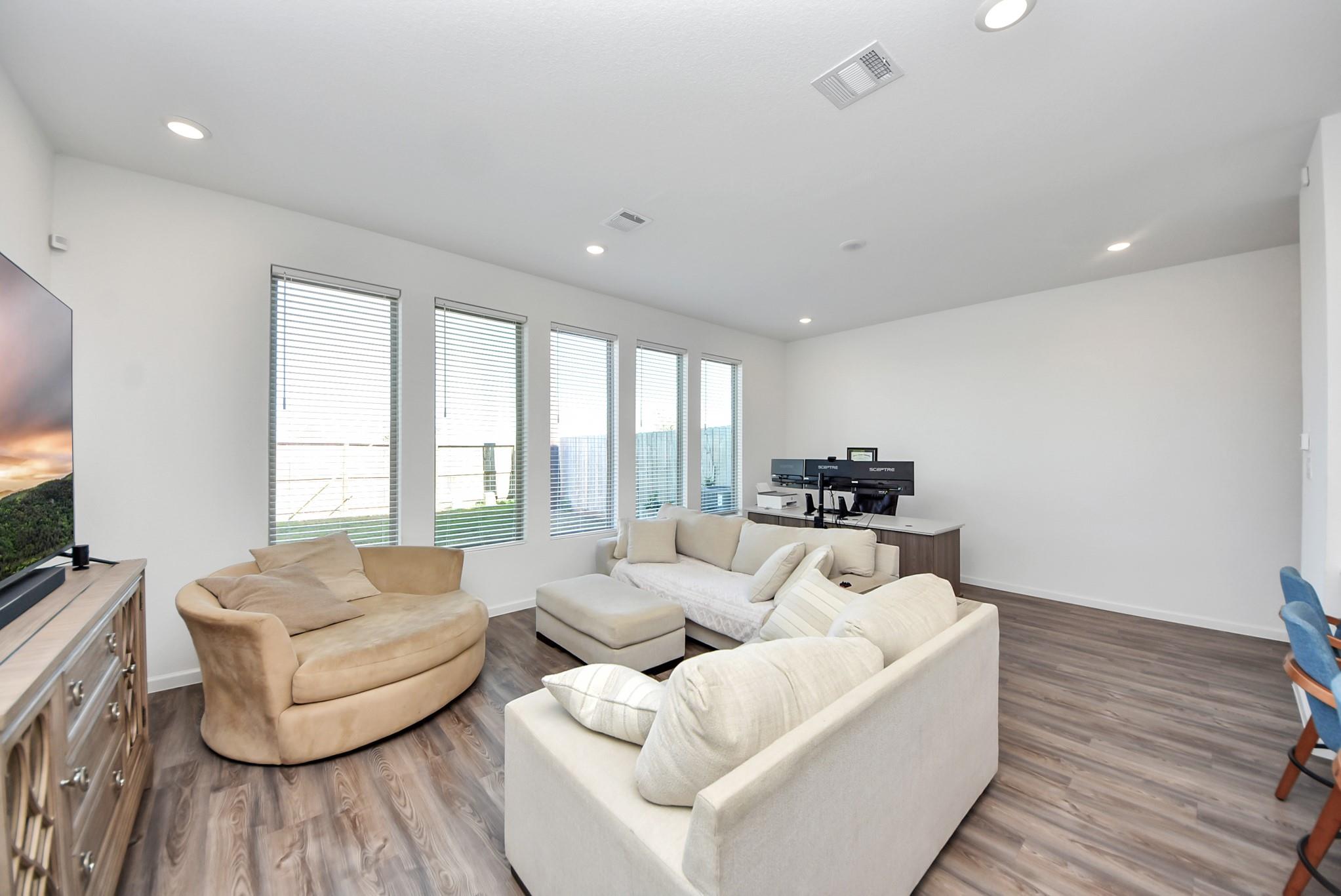 5403 Holly Haven Court