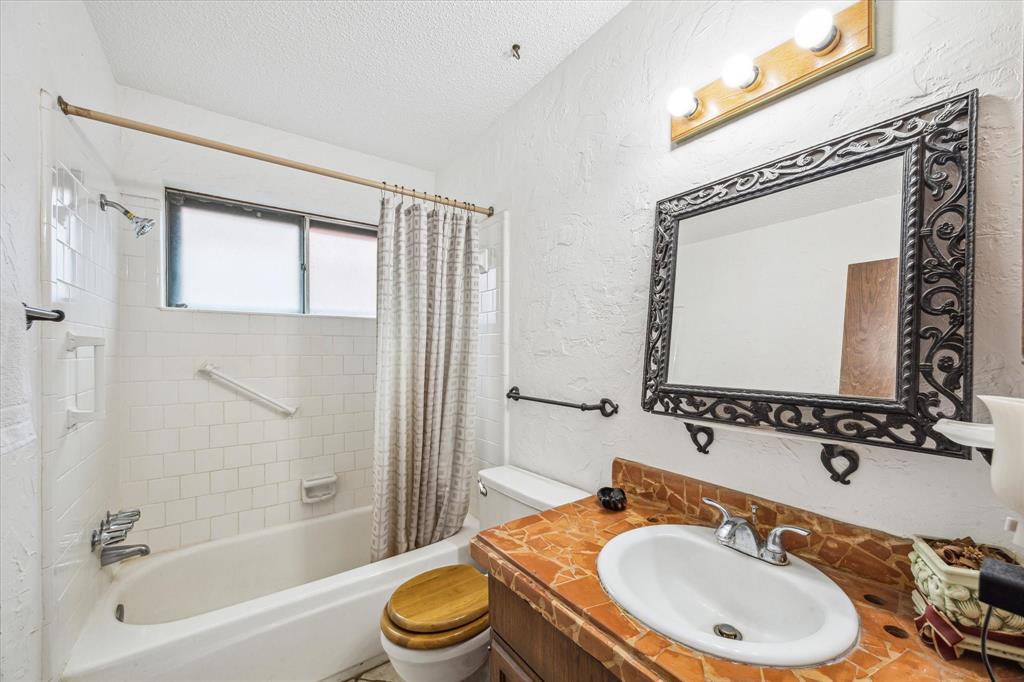834 Ramada Drive