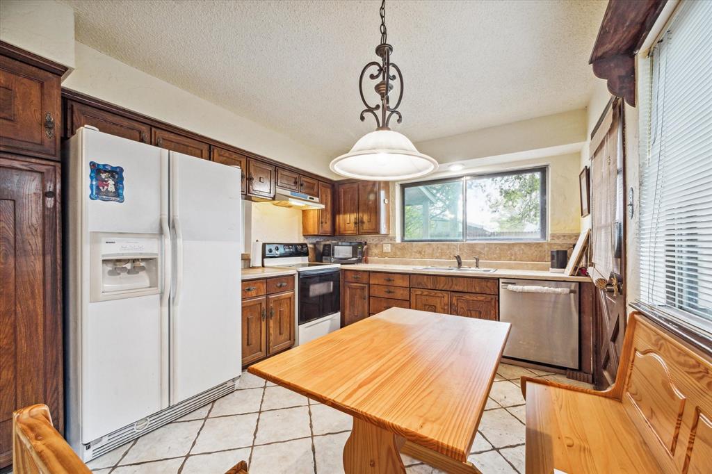 834 Ramada Drive