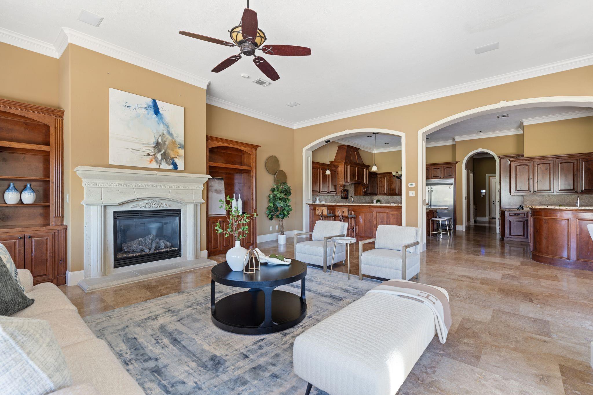 16502 Glorietta Turn