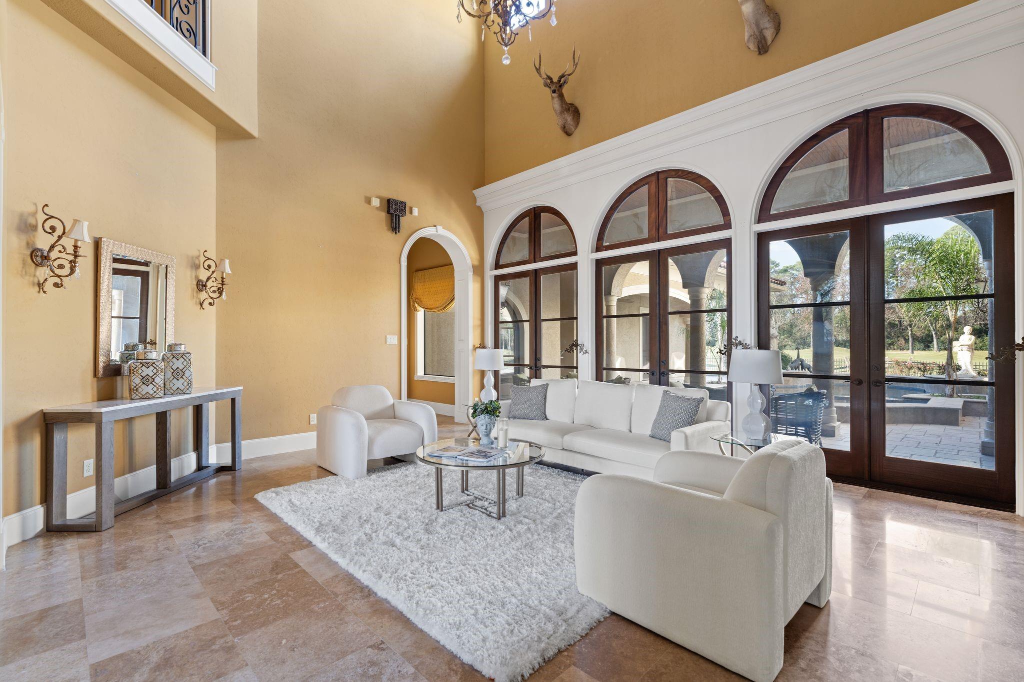 16502 Glorietta Turn